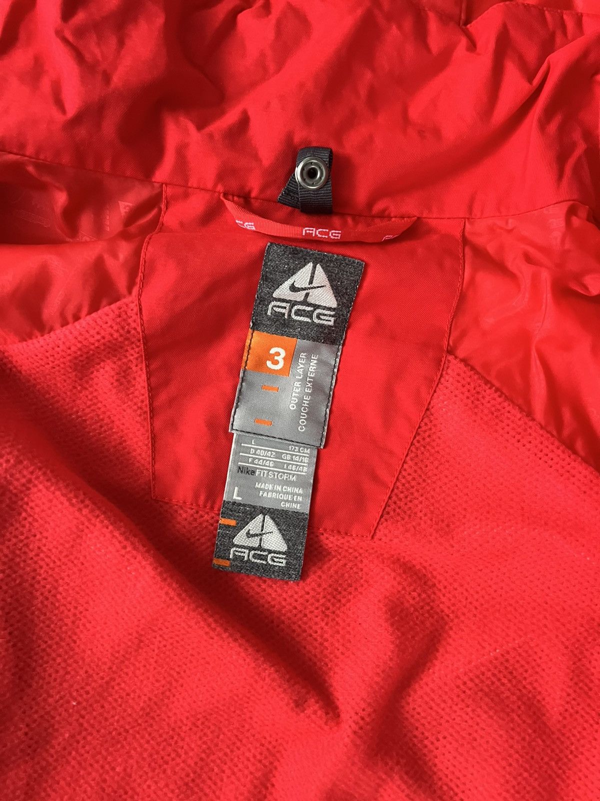 Nike ACG Vintage Nike Acg Waterproof Gorpcore Red Men’s Reg Jacket Size US L / EU 52-54 / 3 - 21 Thumbnail