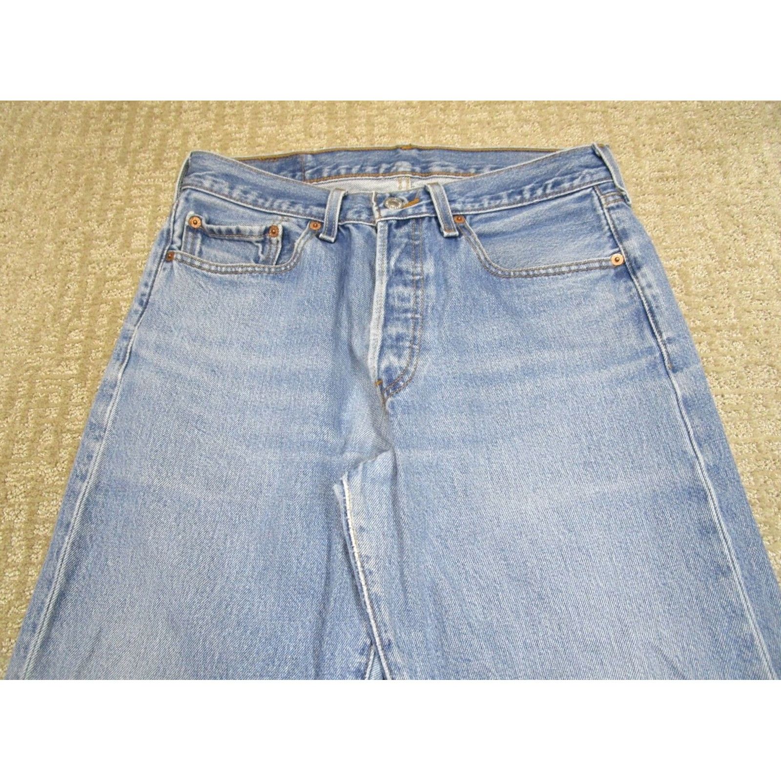 Levi's VINTAGE Levi's 501 XX Jeans Men 33x34 Light Blue Button Fly Pants Whisker 90s USA Mens Size US 33 - 2 Thumbnail