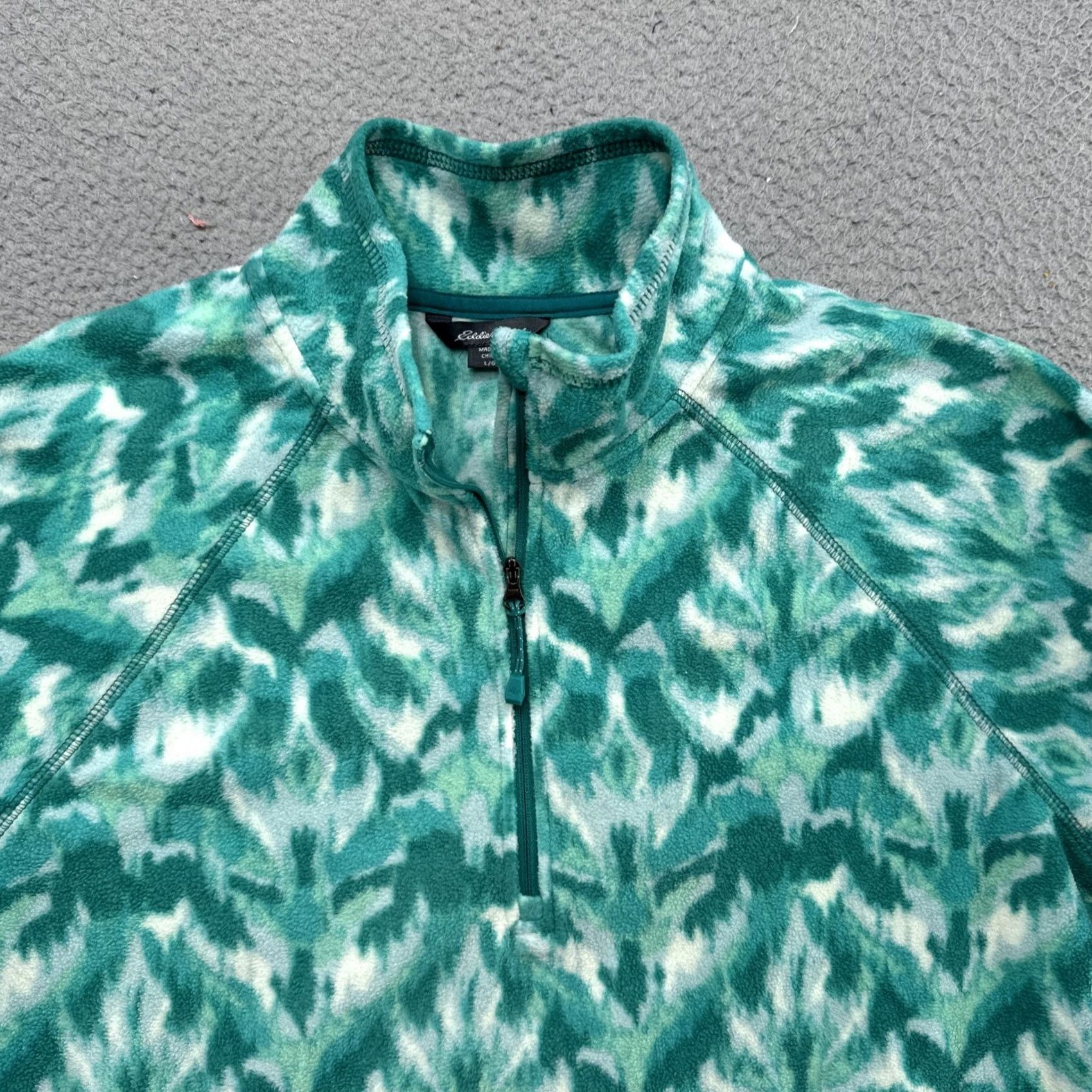 Eddie Bauer Eddie Bauer Women’s 1/4 Zip Fleece Lightweight Jacket Long Sleeve Size Large Camouflage Multicolor Pullover Jacket Womens Size L / US 10 / IT 46 - 2 Thumbnail