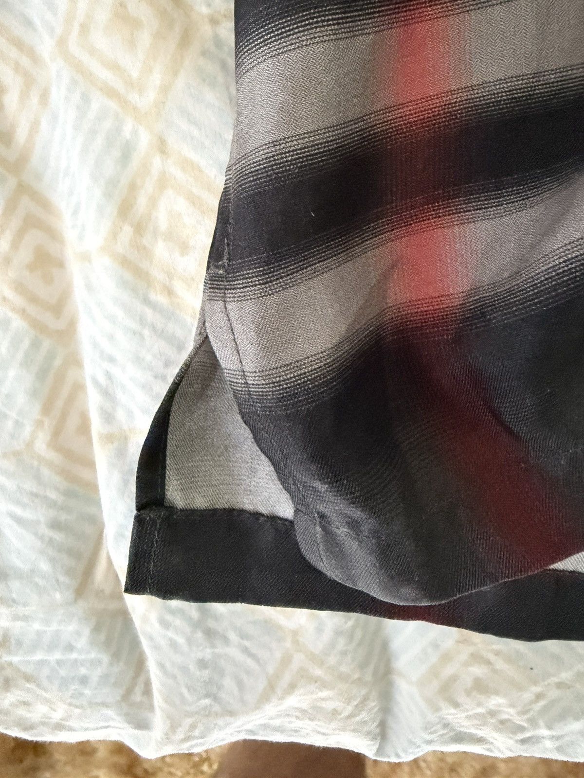 Burberry Burberry Silk Shirt Size US S / EU 44-46 / 1 - 9 Thumbnail
