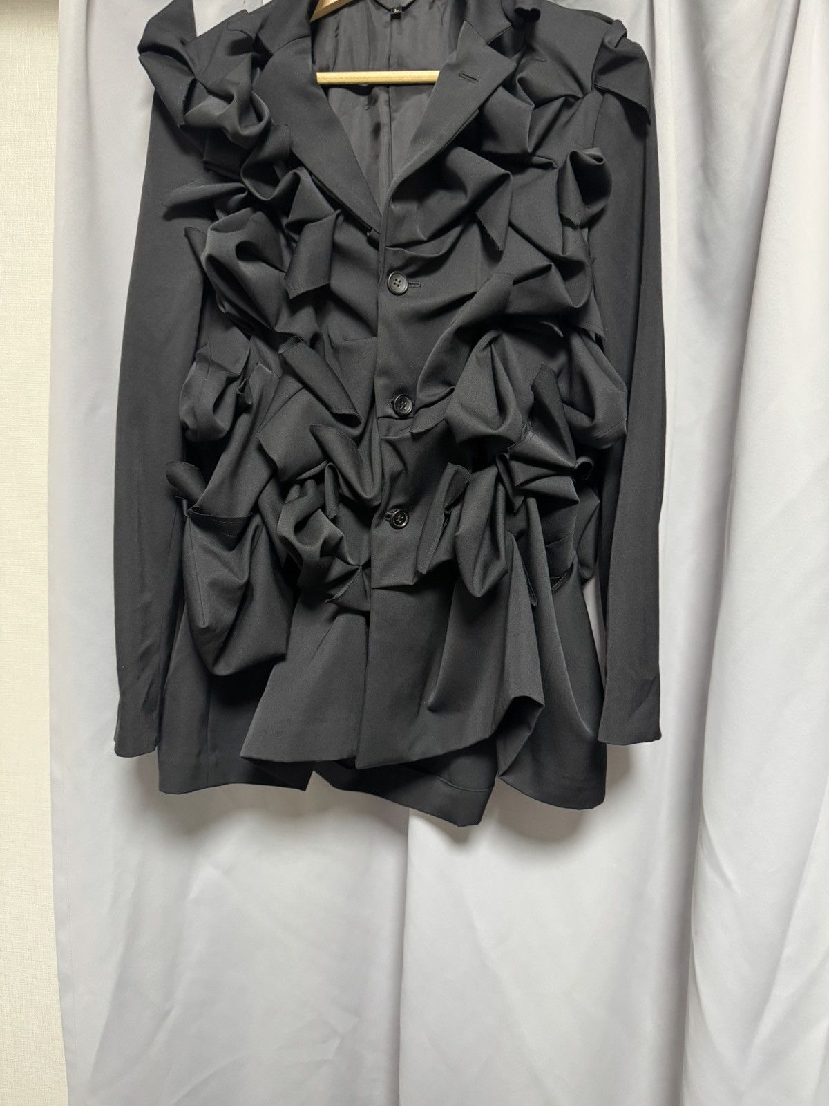Comme des Garcons Comme des Garçons AW25 Sculptural Volume Jacket Size US M / EU 48-50 / 2 - 7 Thumbnail