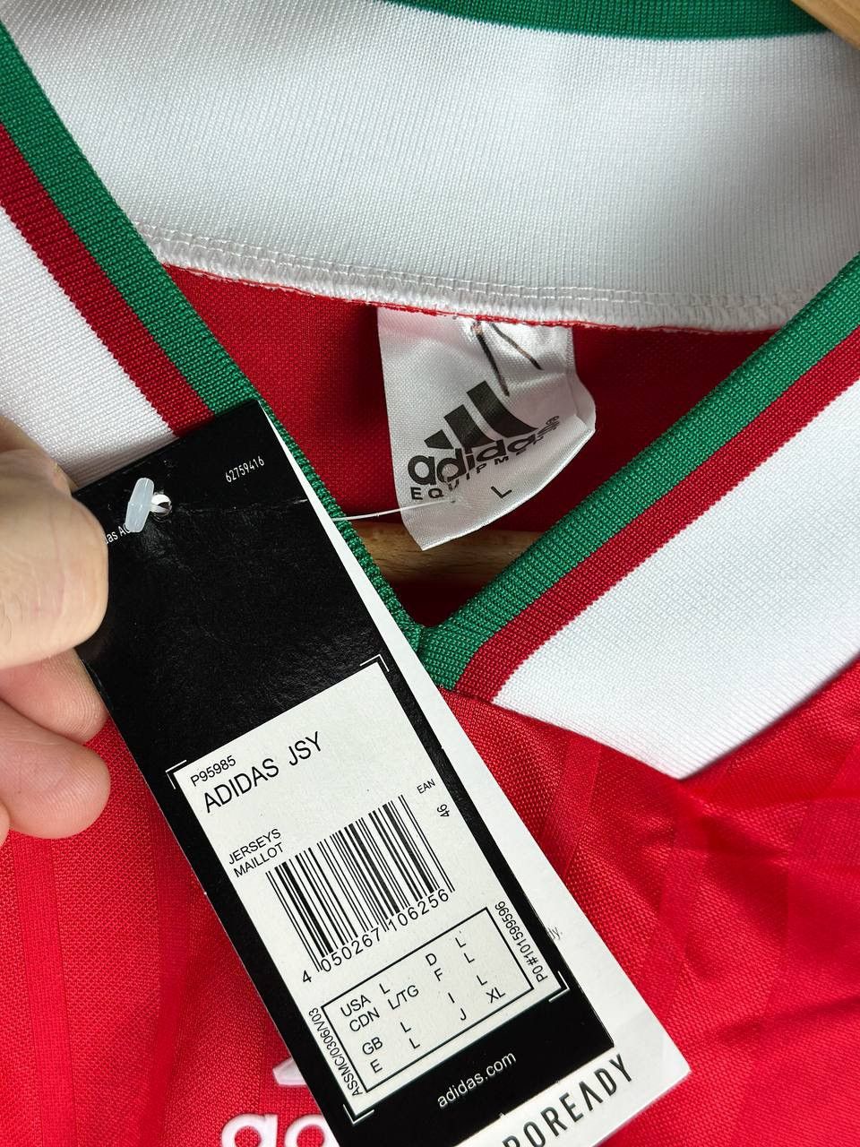 Adidas ADIDAS Liverpool Size US L / EU 52-54 / 3 - 4 Thumbnail