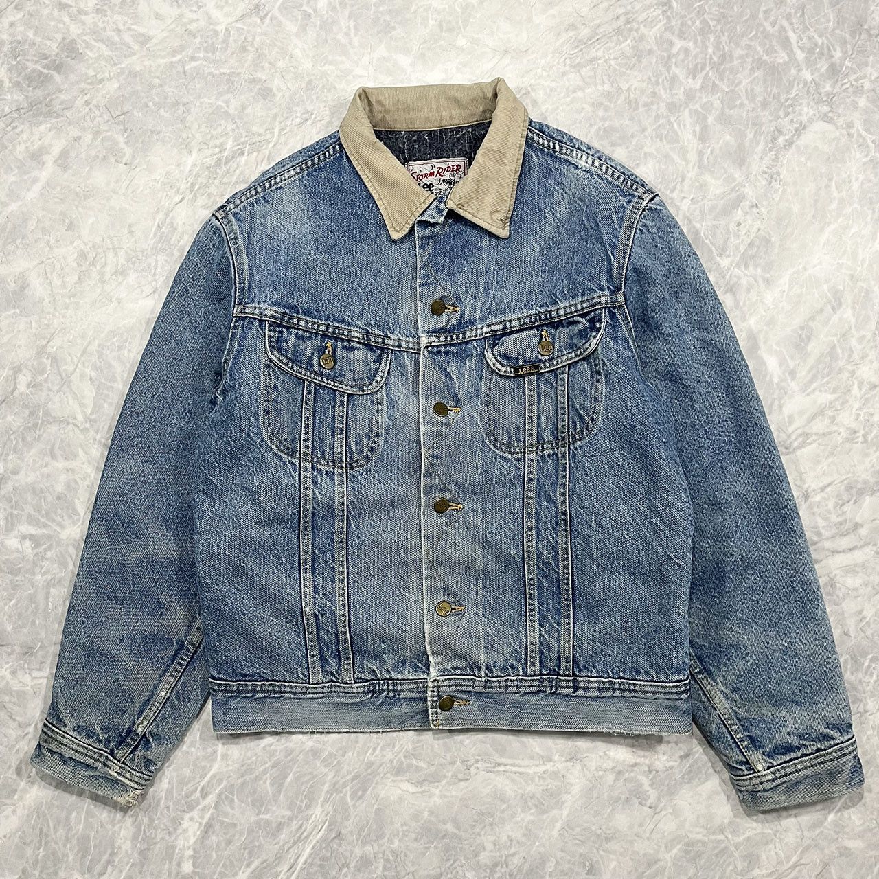 image of VTG Lee Storm Rider Denim Blanket Lined Trucker Jacket in Blue, Men's (Size Large)