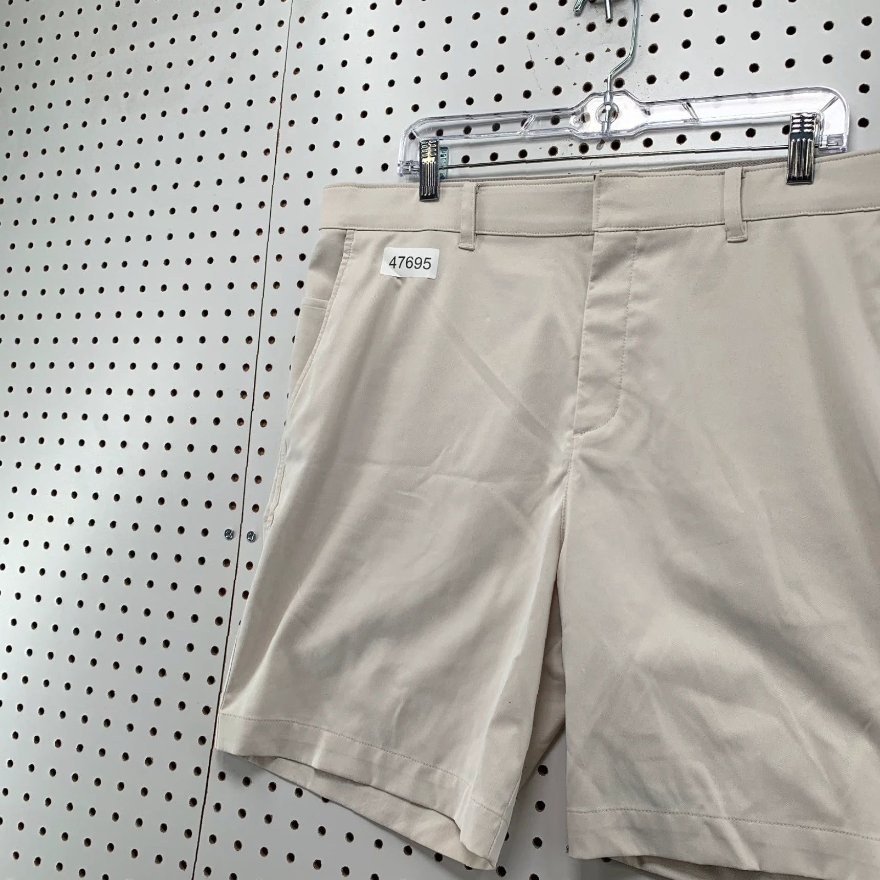 Nike Nike Golf Shorts Mens 38 Beige 100% Polyester Active Preppy 39x8 Size US 38 / EU 54 - 4 Thumbnail