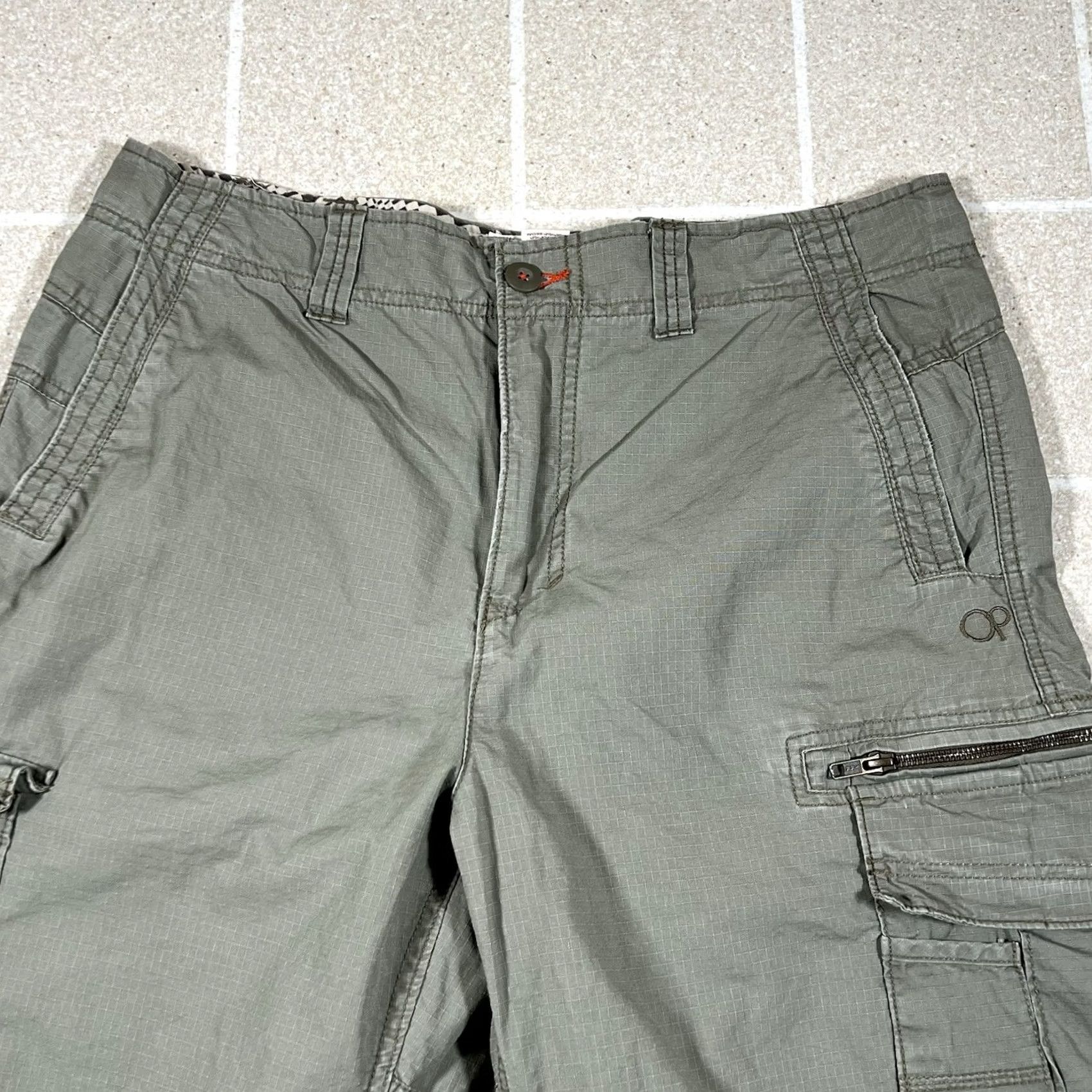 Ocean Pacific VINTAGE Ocean Pacific Cargo Shorts Men 36 Regular Cargo Green Ocean Pacific 90s Surf Skate Mens Size US 36 / EU 52 - 4 Thumbnail