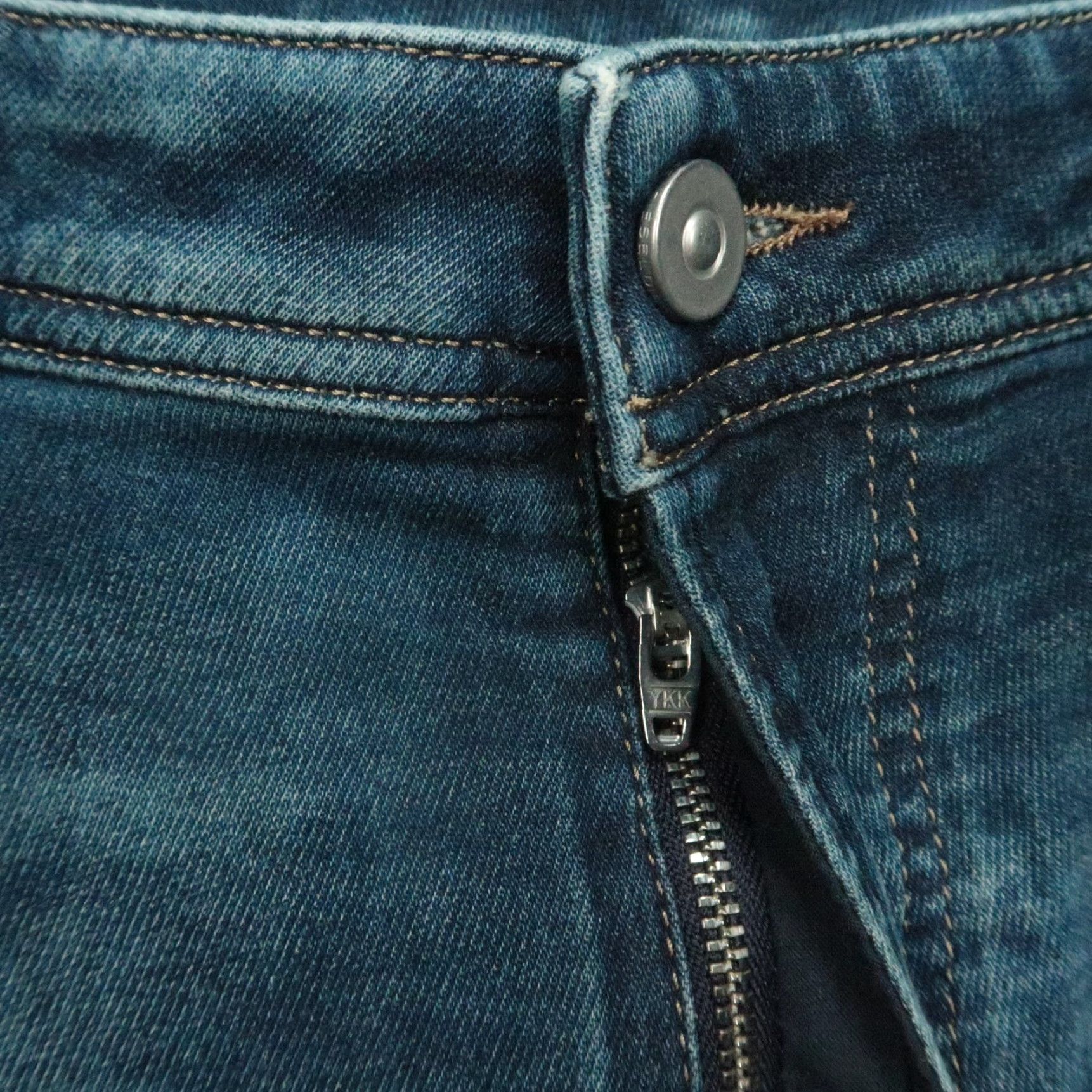 Diesel Diesel Jeans Mens 33x30 Blue Narrot T Joggjeans Distressed Stretch Denim Slim Straight 5-Pocket Regular Adult Mens Size US 33 - 4 Thumbnail