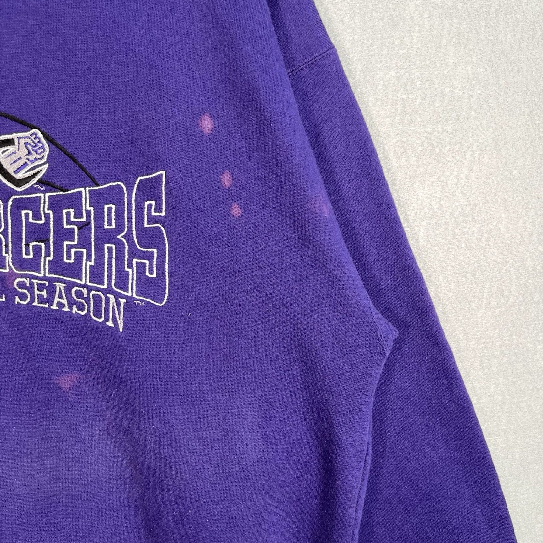 Vintage VINTAGE Cadre Athletic Sweatshirt Shirt Mens Adult Medium Purple Chicago Enforcers XFL Crewneck Pullover Sweatshirt 90s? Size US M / EU 48-50 / 2 - 5 Thumbnail