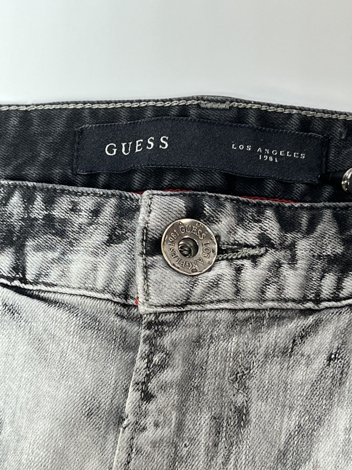 Guess Rare Guess Grey & Black Jean Shorts Size US 30 / EU 46 - 4 Thumbnail