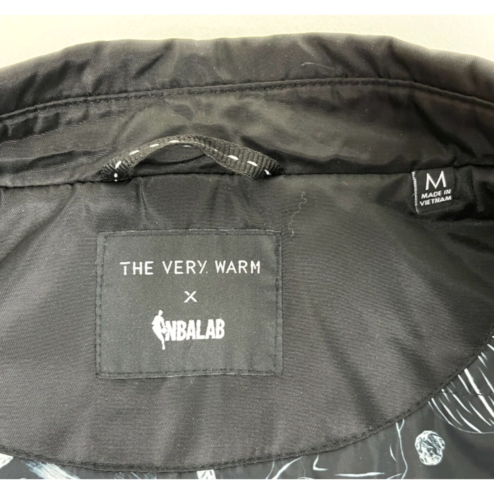 Vintage Men's The Very Warm x NBALAB New York Knicks Jacket Sz M Size US M / EU 48-50 / 2 - 6 Thumbnail