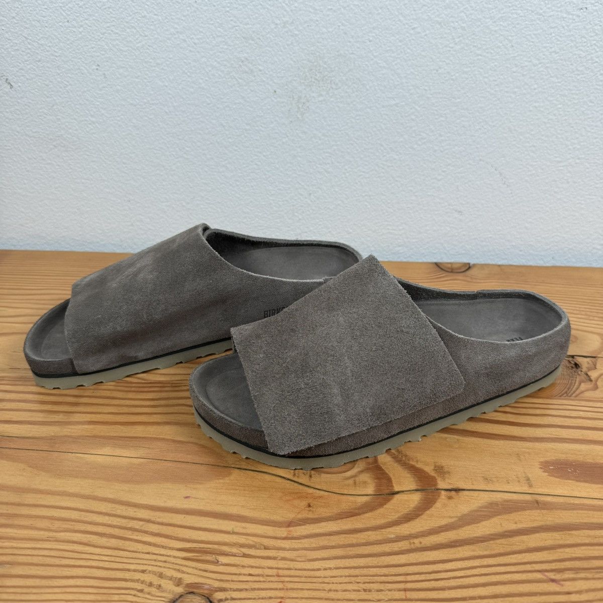 image of Birkenstock X Fog Los Feliz - 39 Shoes in Grey, Men's (Size 6)