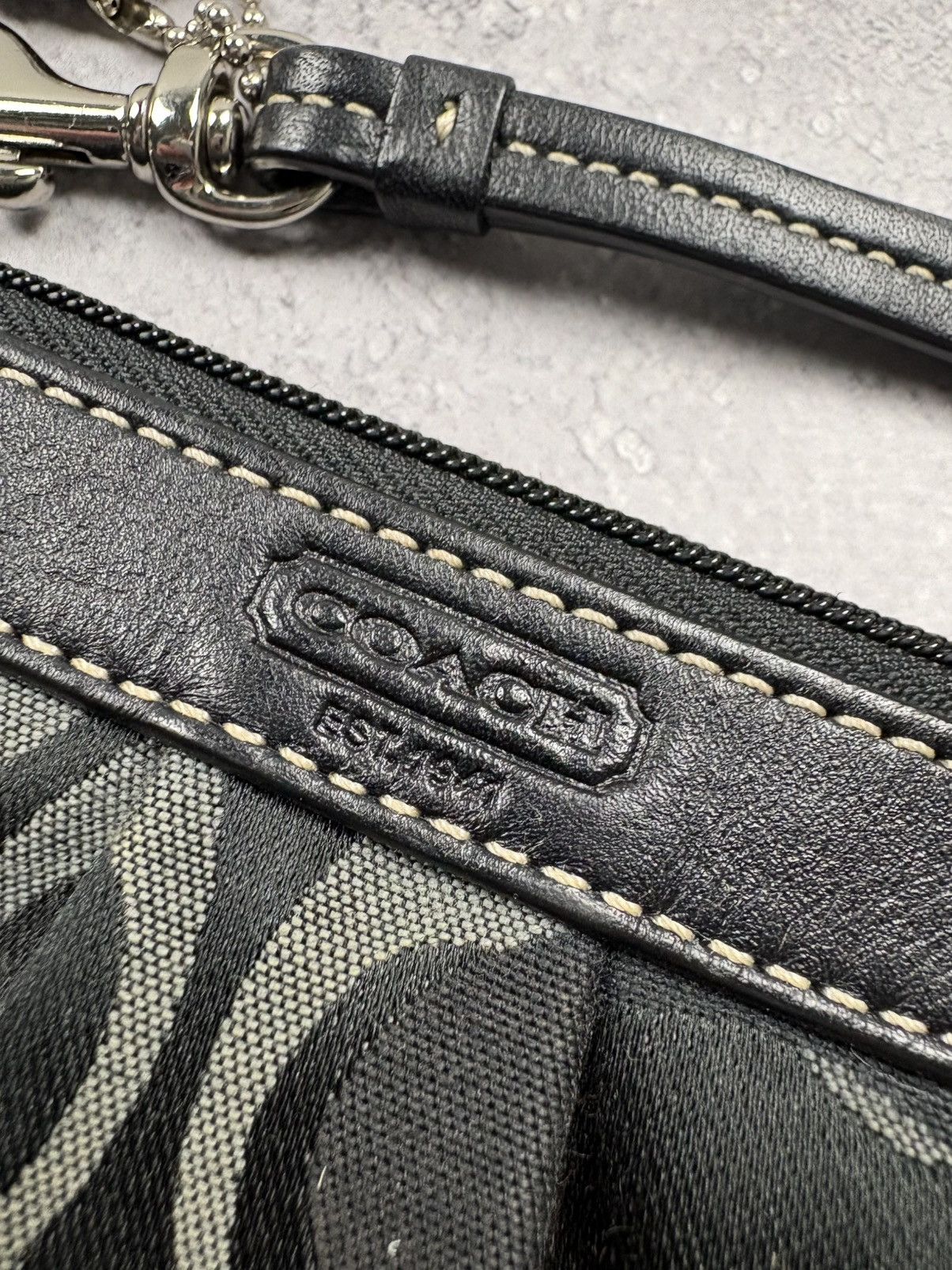 Coach COACH Monogram Parfums Mini Bag Hype Luxury With Keychain Size ONE SIZE - 4 Thumbnail