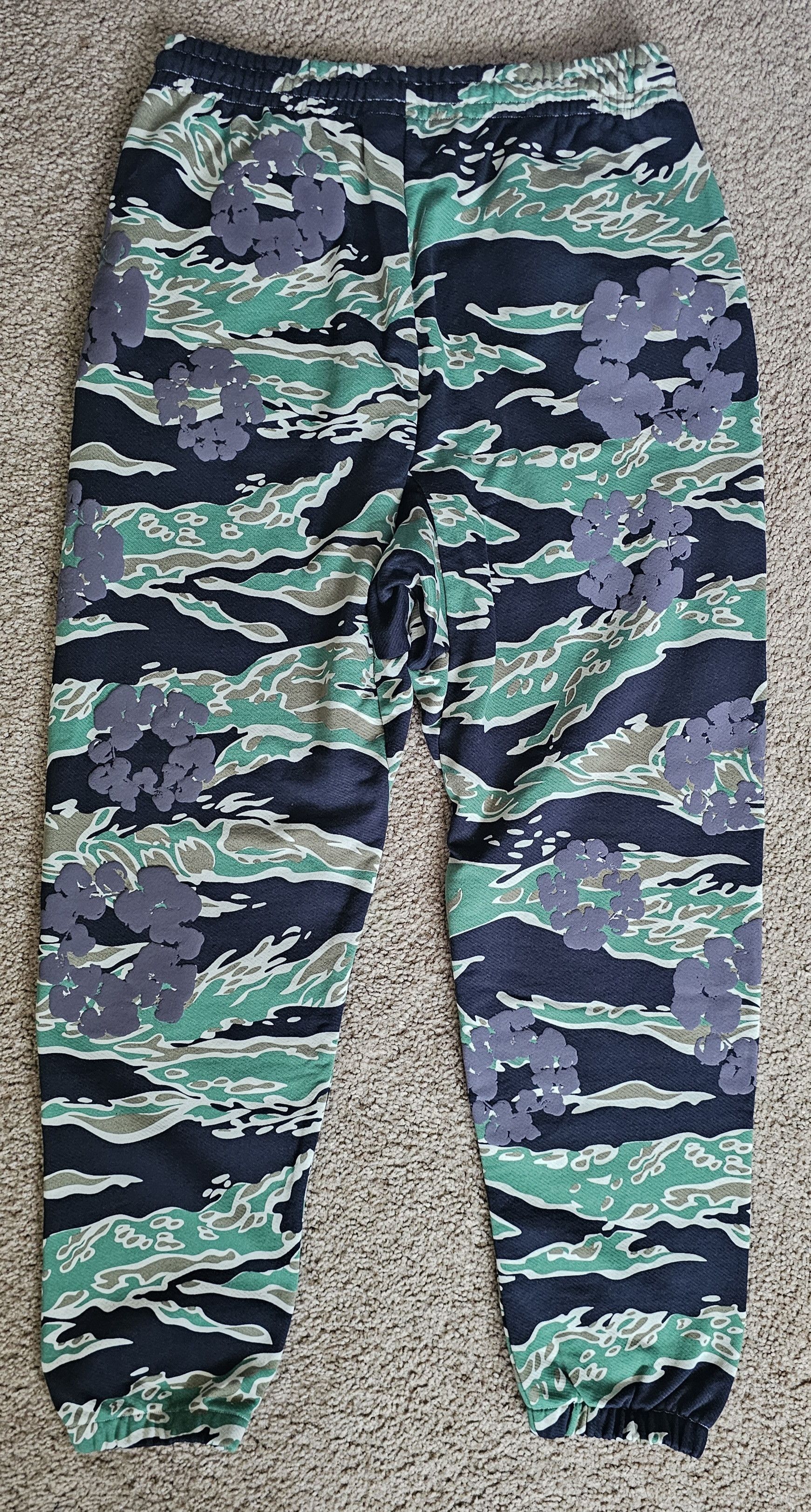 DENIM TEARS Denim Tears Wreath Track Pants Size US 36 / EU 52 - 2 Thumbnail