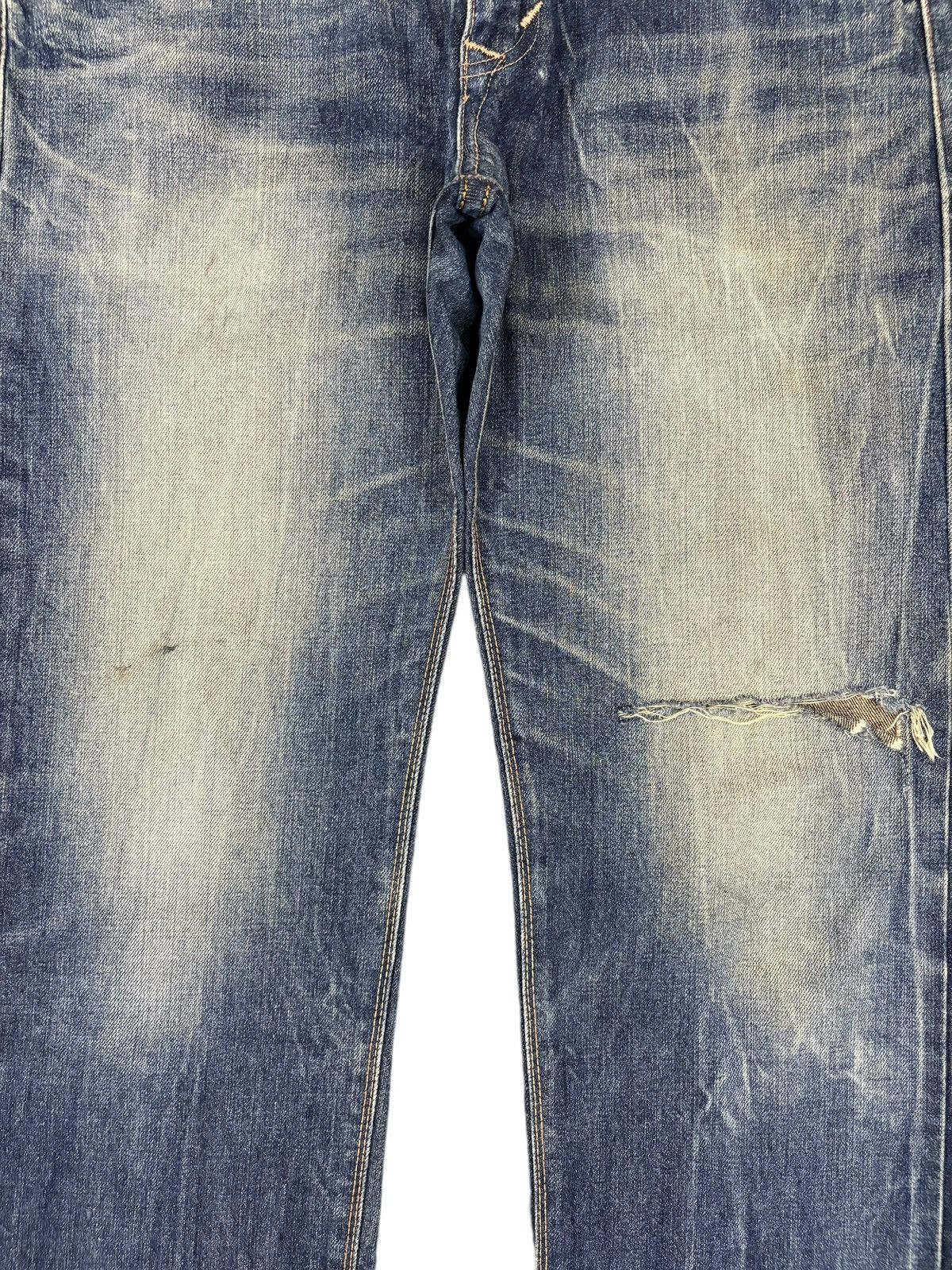 Edwin Exclusive Vintage Edwin Faded Wash Distress Loose Jeans Size US 34 / EU 50 - 5 Thumbnail