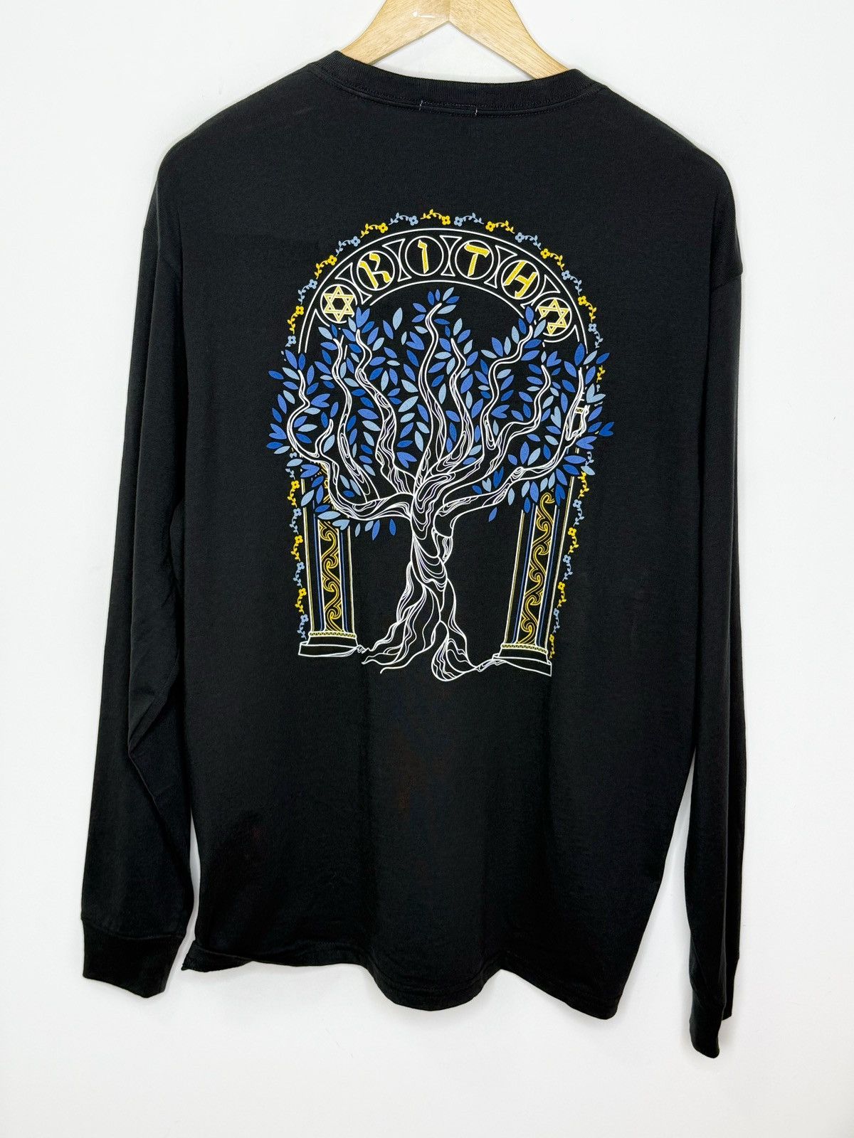 Kith Kith Treats Hanukkah LS Tee Size US XL / EU 56 / 4 - 1 Thumbnail