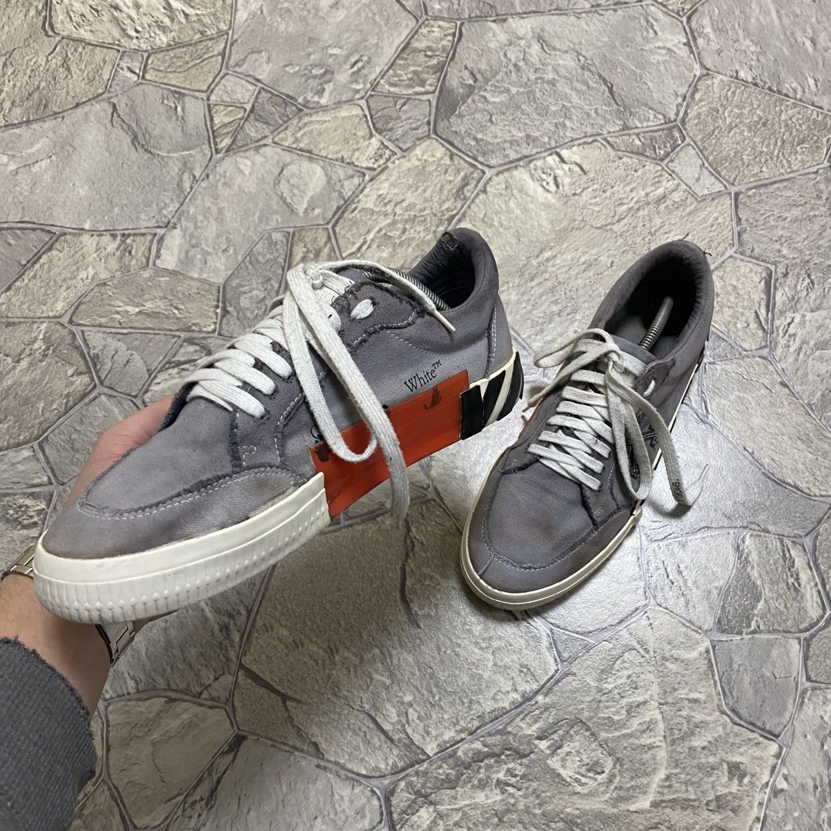 Off-White Off White Vulcanized - Grey suede Size US 10 / EU 43 - 3 Thumbnail