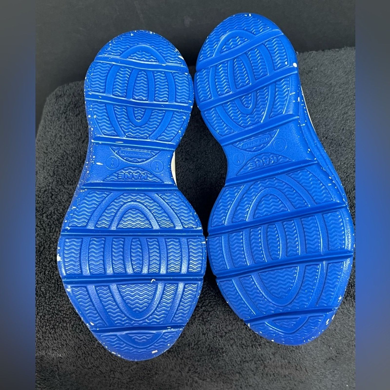 Kane & Unke Kane x Hilary Knight Revive Unisex NWOB White Blue SOLD OUT Size US 5 / IT 35 - 8 Thumbnail