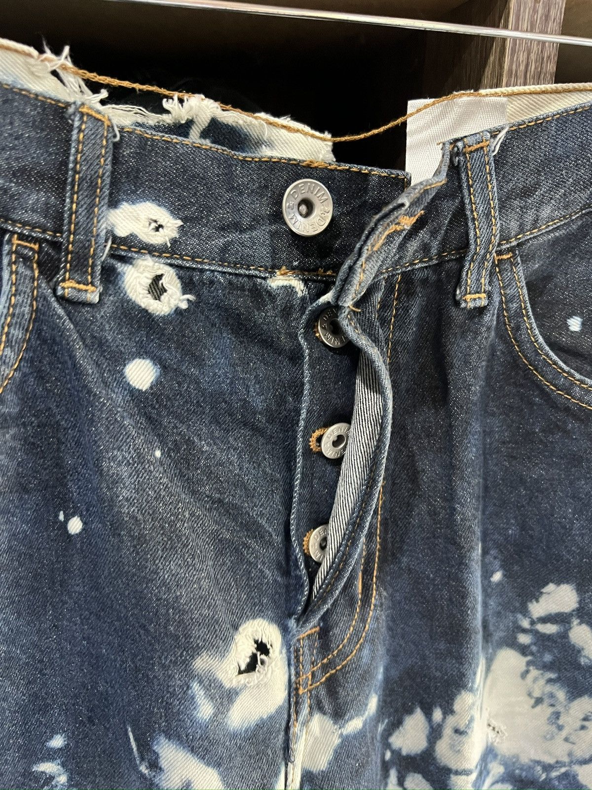 H&M 🔥Thrashed H&M Tie Dye Distressed Denim Size US 33 - 11 Thumbnail