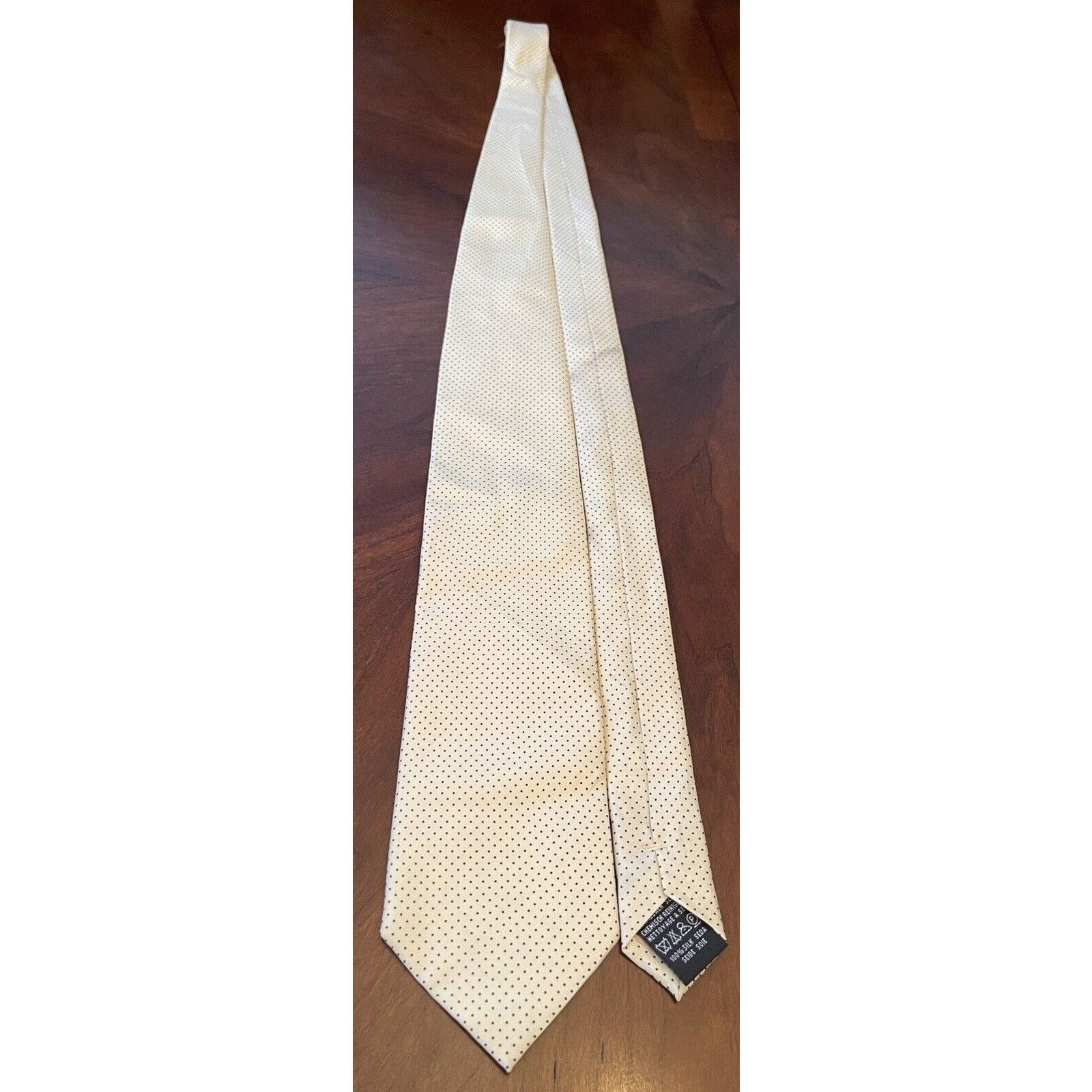 Other Tie Rack Gold Blue 100% Silk Men’s Neck Tie Made In China Size ONE SIZE - 3 Thumbnail