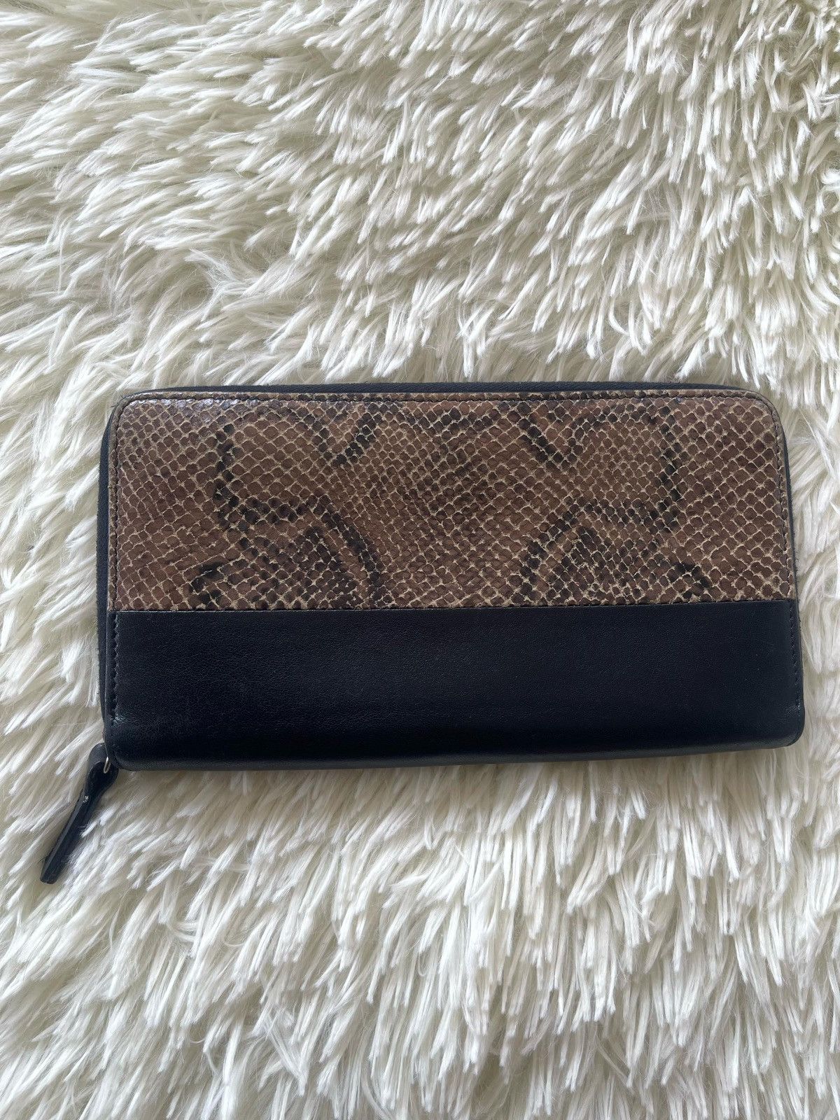 Celine × Designer × Vintage Celine Python Lambskin Zip Around Multifunction Wallet Size ONE SIZE - 2 Thumbnail