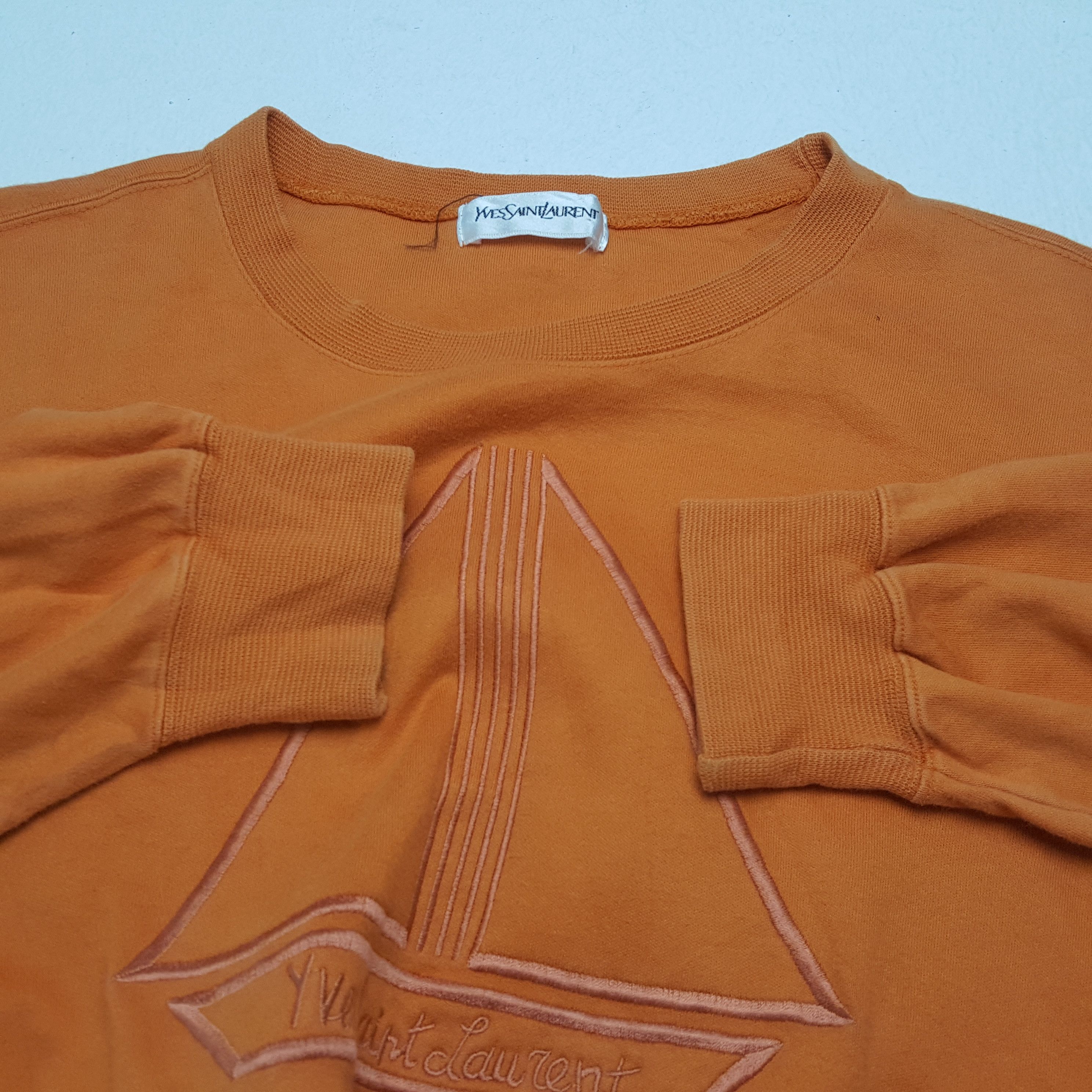 Vintage YVES SAINT LAURENT Rare Design Fashion Style Tshirt dp1 Size US L / EU 52-54 / 3 - 7 Thumbnail