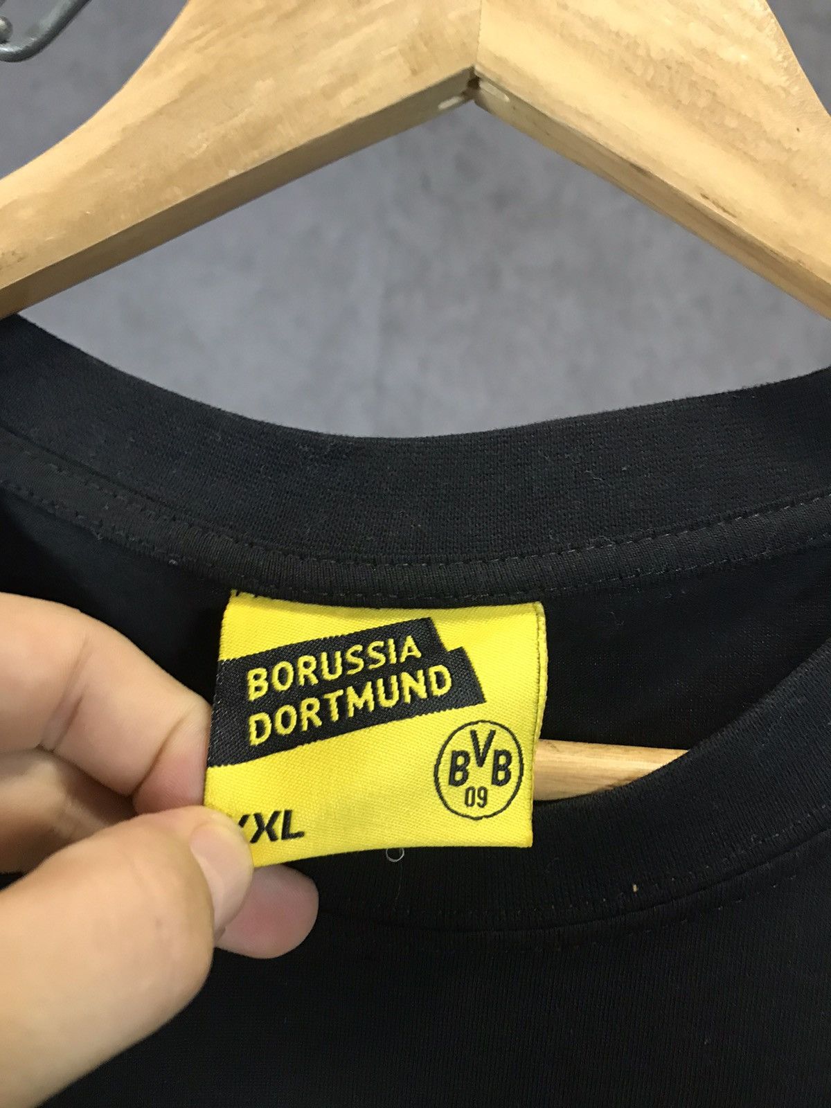 Other Borussia Dortmund tee Size US XXL / EU 58 / 5 - 4 Thumbnail