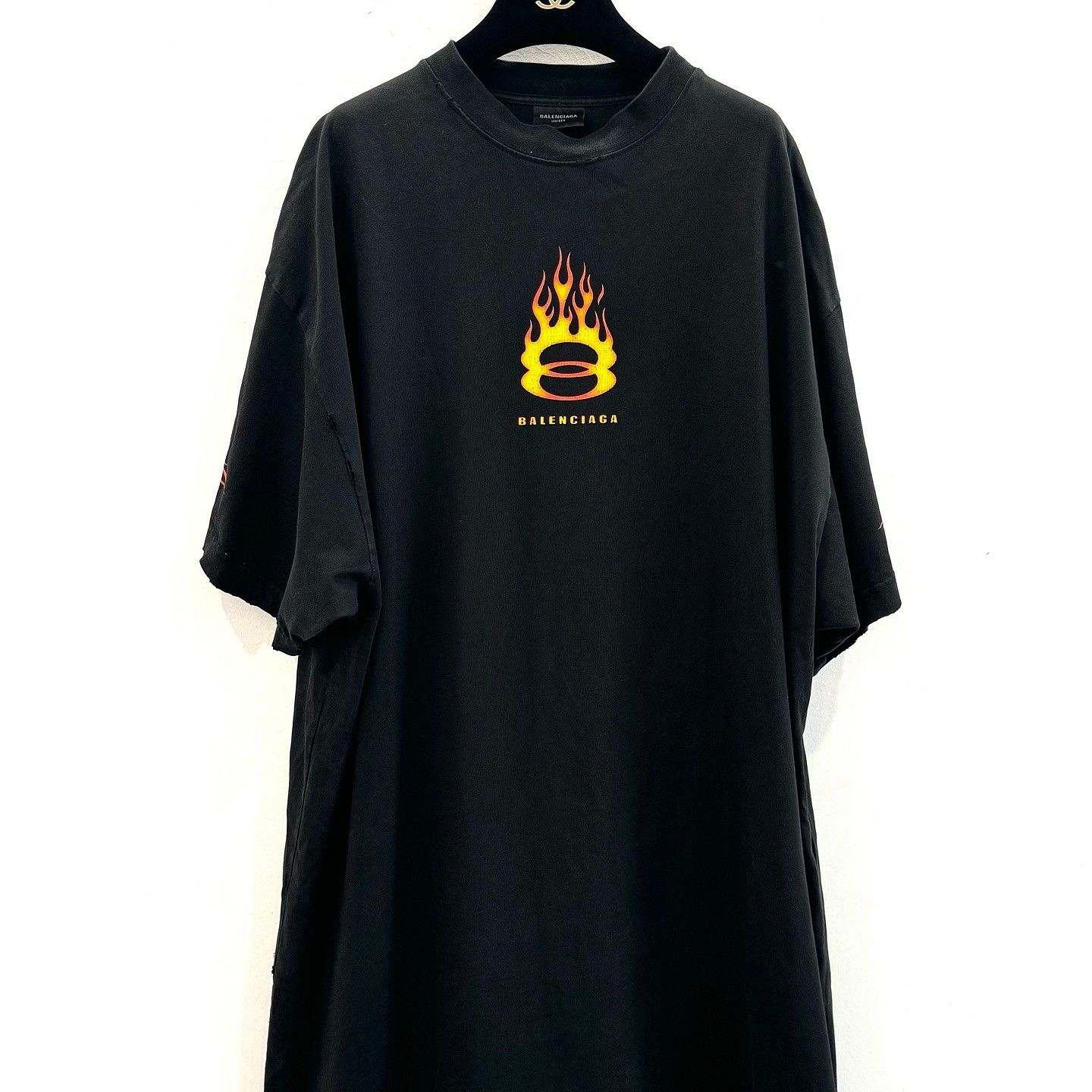Balenciaga Balenciaga Flame Logo T-Shirt Size L Size US L / EU 52-54 / 3 - 1 Thumbnail