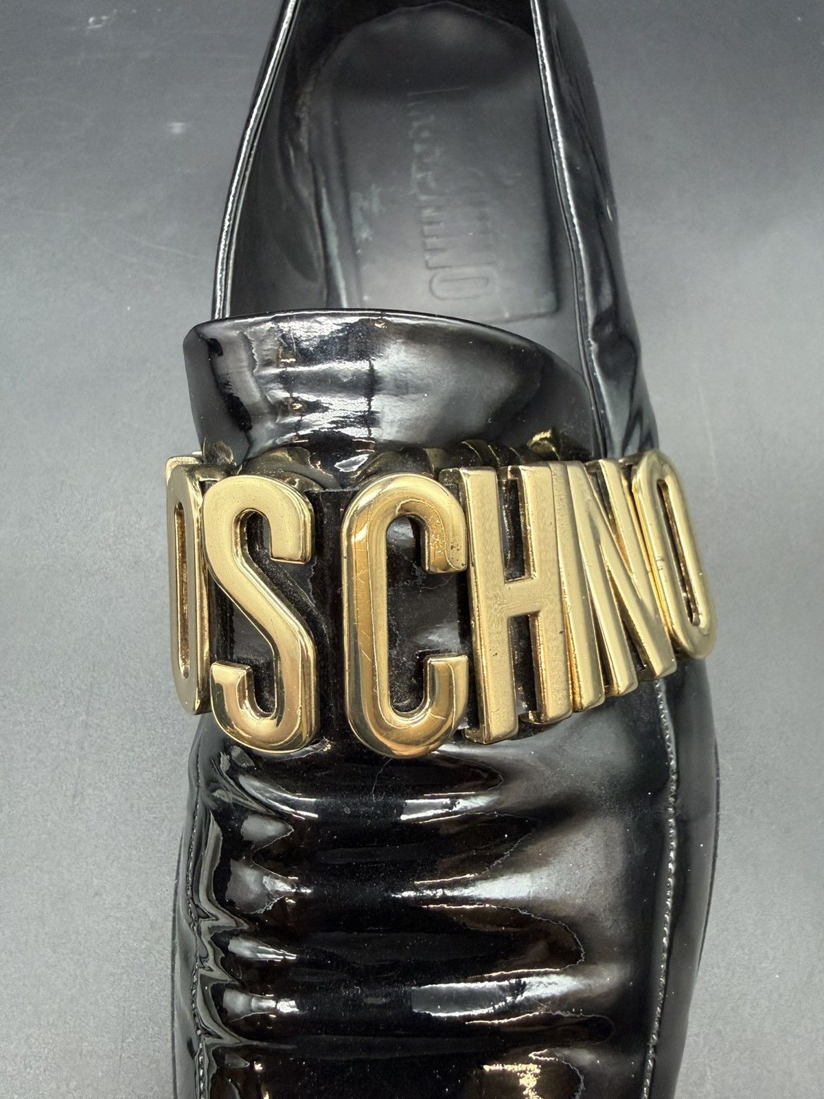 Moschino MOSCHINO Patent Leather Gold Letter Logo Loafers IT 44 US 11 Size US 11 / EU 44 - 11 Thumbnail