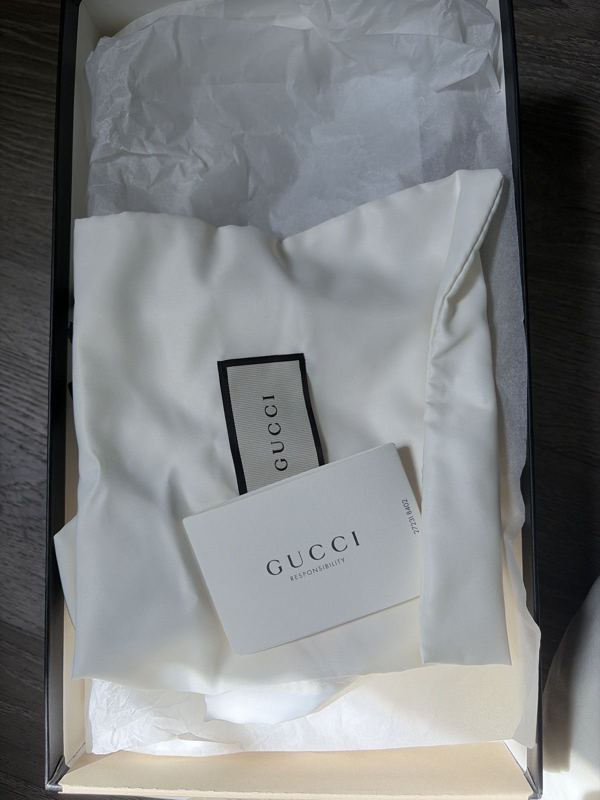 Gucci BLACK RUBBER GG GUCCI SLIDES Size US 5 / EU 37 - 3 Thumbnail
