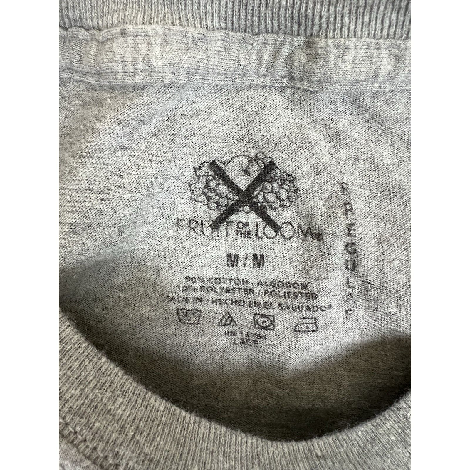 Fruit Of The Loom Motley Crue 2022 Tour T-Shirt Size M Def Leppard Poison Size US M / EU 48-50 / 2 - 7 Thumbnail