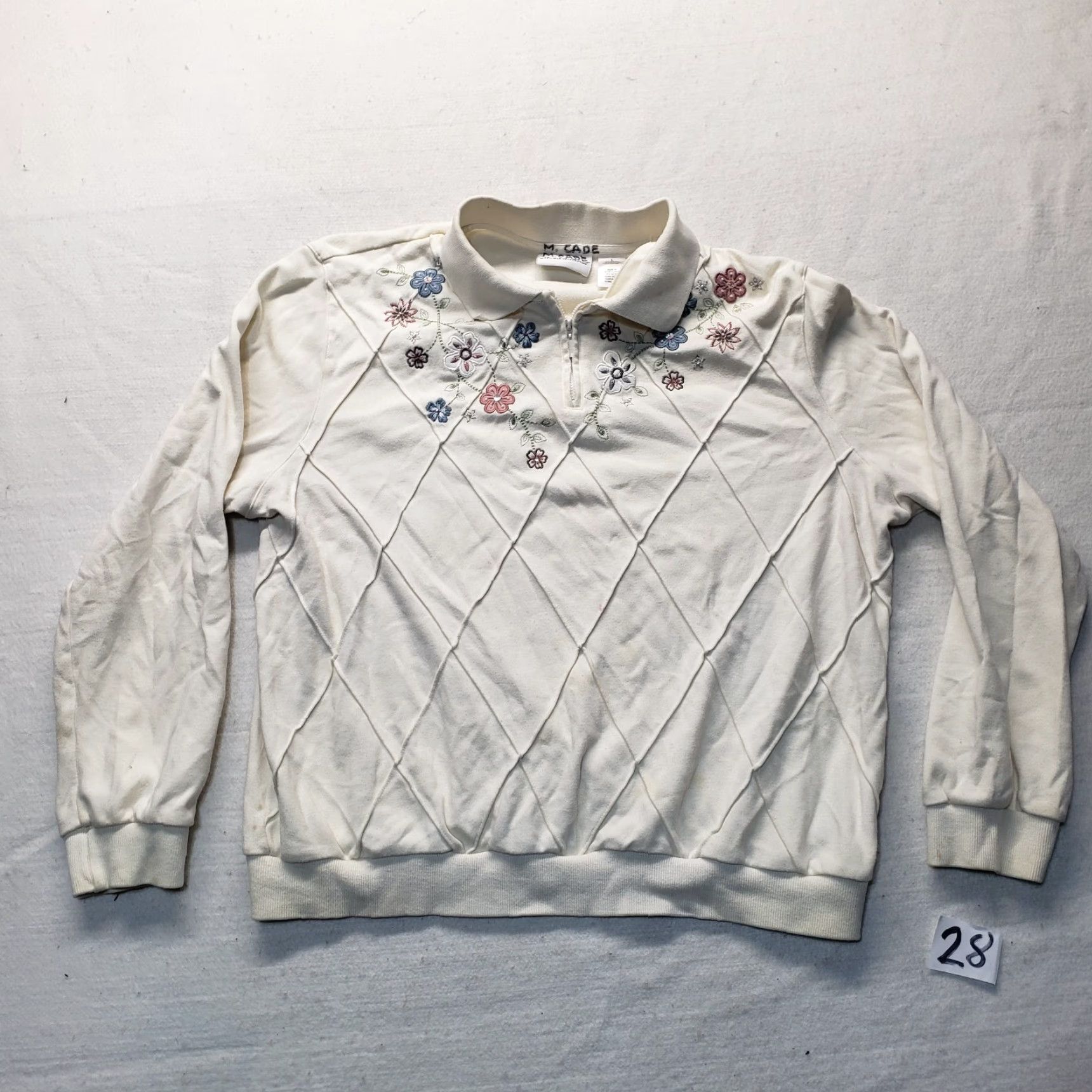 Vintage VINTAGE Alfred Dunner Women's Sweater Top 1/4 Zip Floral White Size Large Girl Size L / US 10 / IT 46 - 2 Thumbnail