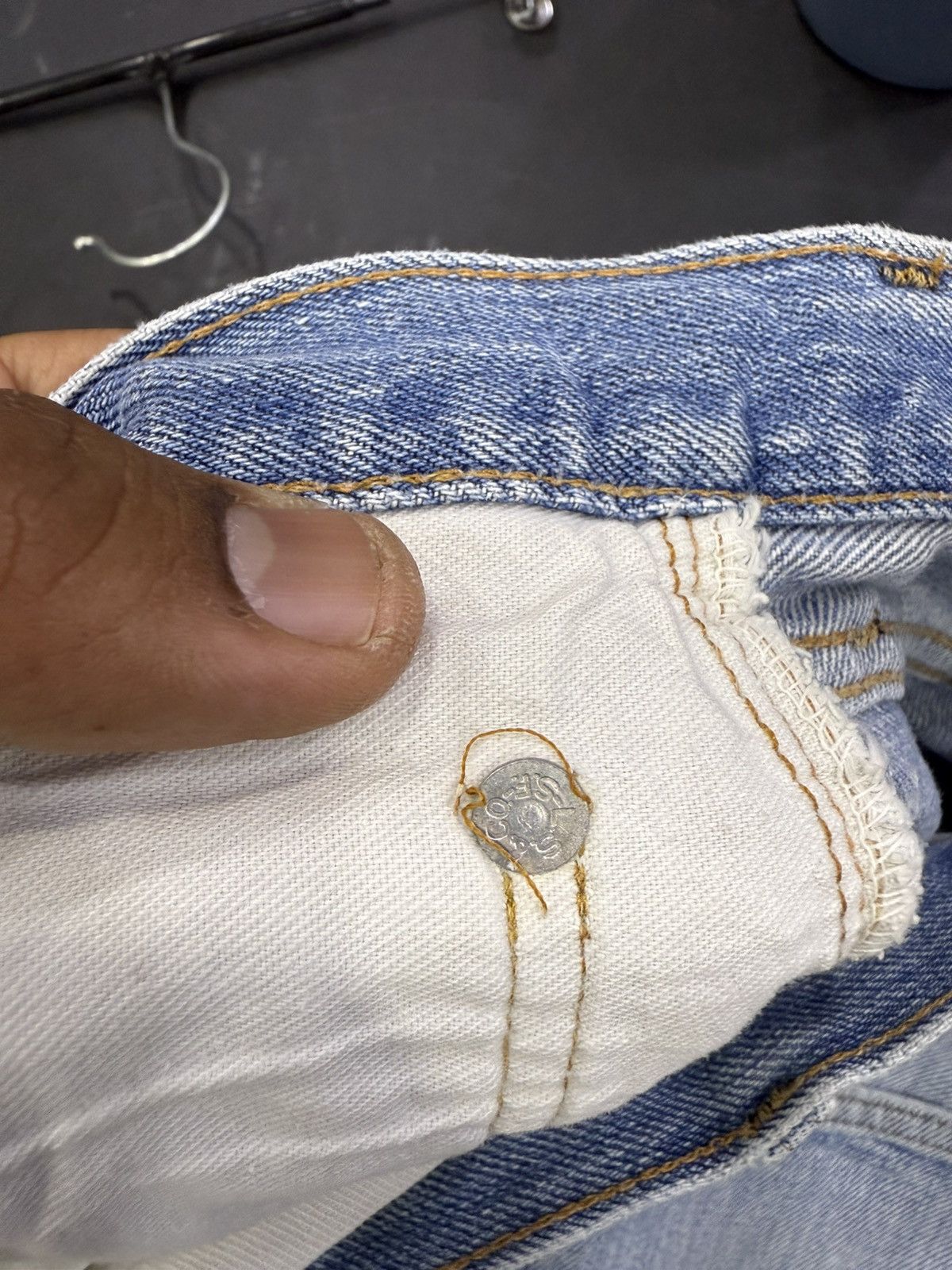 Levi's Levis vintage button no 6 Size US 32 / EU 48 - 11 Thumbnail