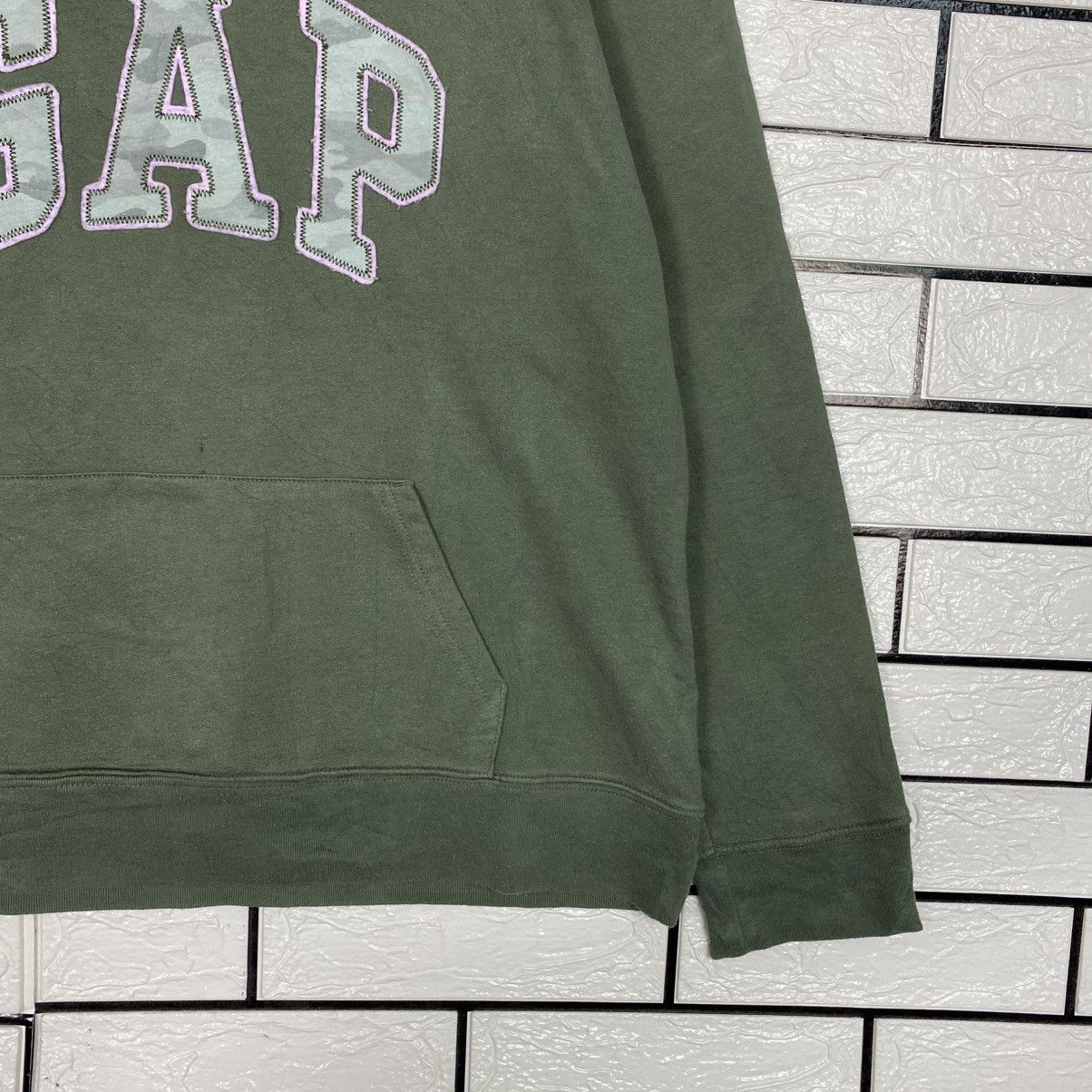 Japanese Brand Vintage Hoodie Pull Over Gap Spell Out Big Logo Size US L / EU 52-54 / 3 - 6 Thumbnail