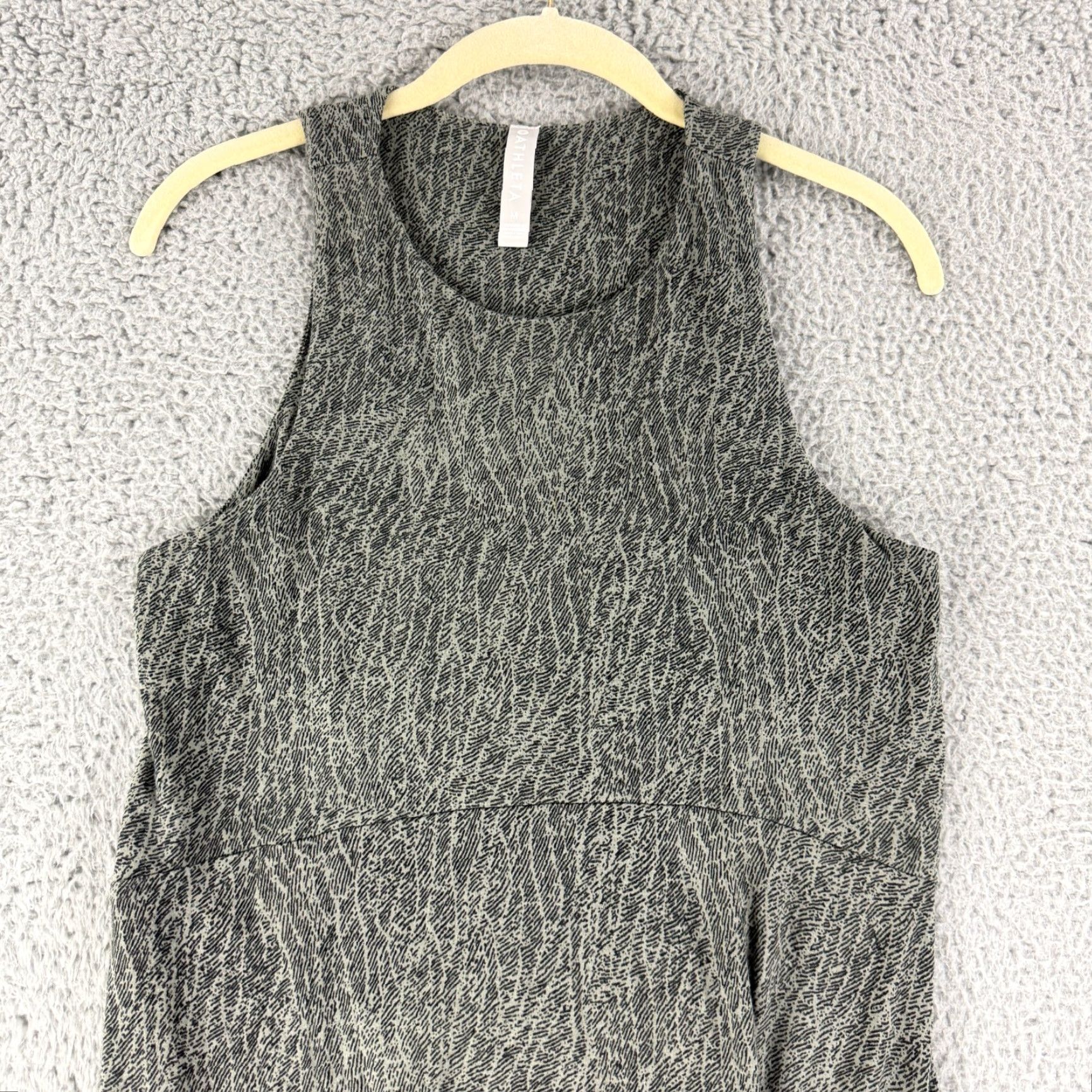 Athleta Athleta Santorini Thera Printed Dress Womens Medium Olive Green Pullover Stretch Size M / US 6-8 / IT 42-44 - 2 Thumbnail