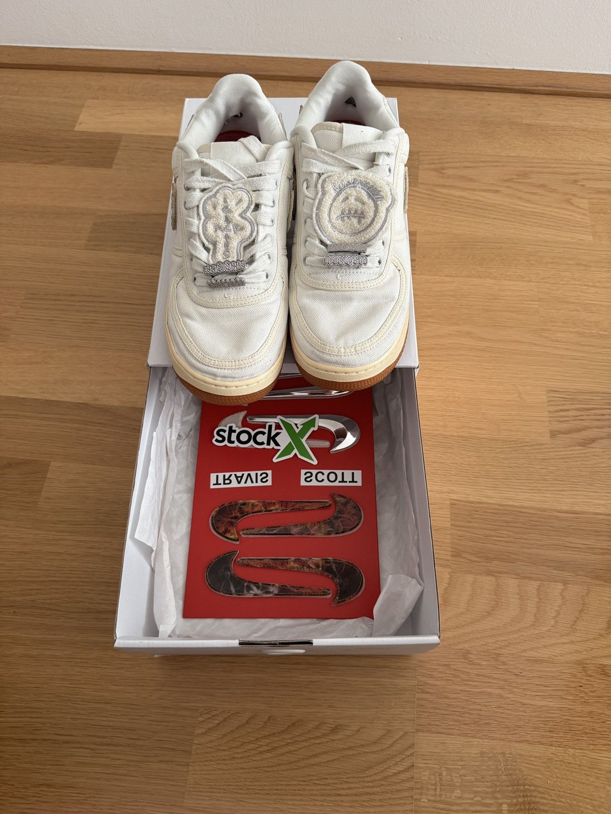 Nike × Travis Scott Nike Air Force 1 x Travis Scott Sail Size US 9 / EU 42 - 11 Thumbnail