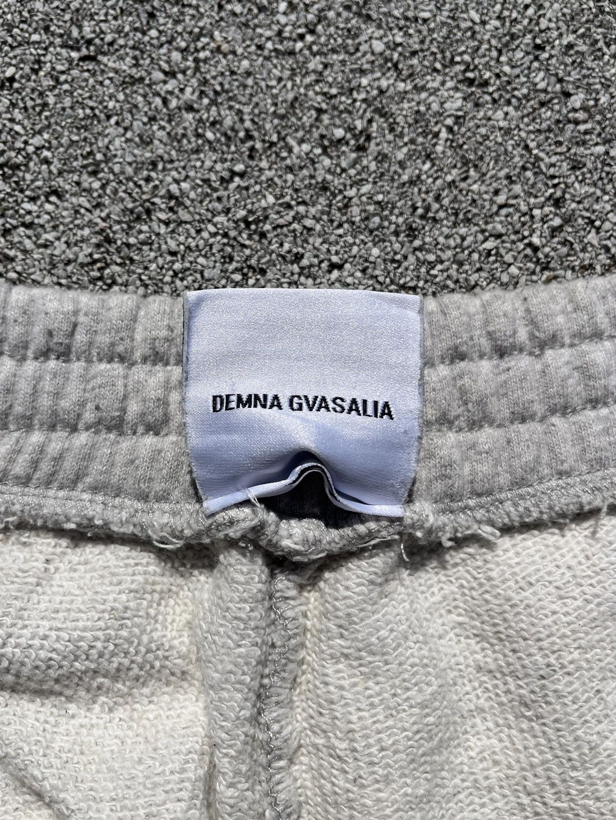 Vetements AW18 Vetements Reconstructed Sweatpants Size US 28 / EU 44 - 7 Thumbnail
