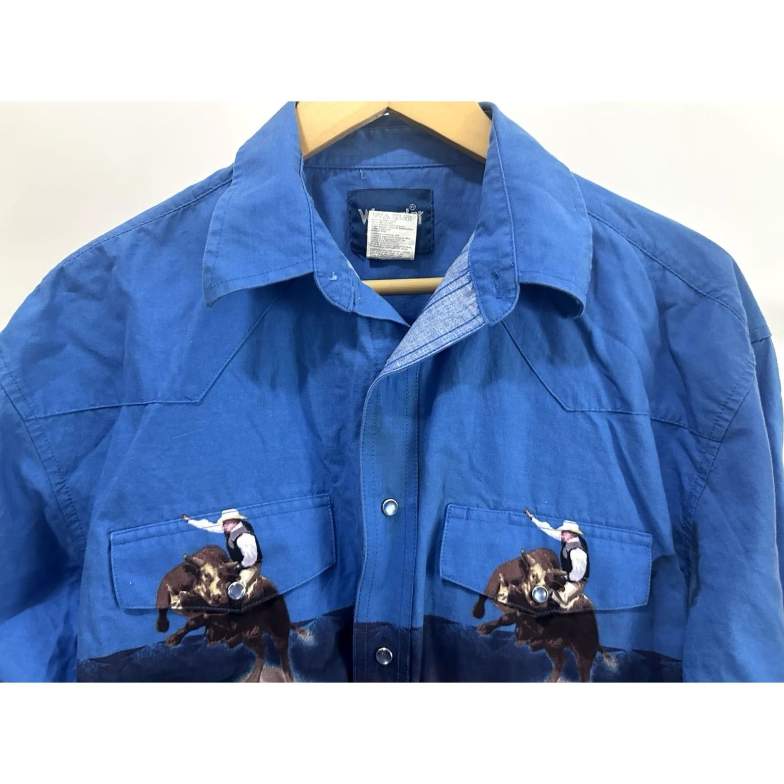 Wrangler VTG Wrangler Rodeo Cowboy Graphic Two Tone Western Pearl Snap Shirt Size L Mens Size US L / EU 52-54 / 3 - 4 Thumbnail