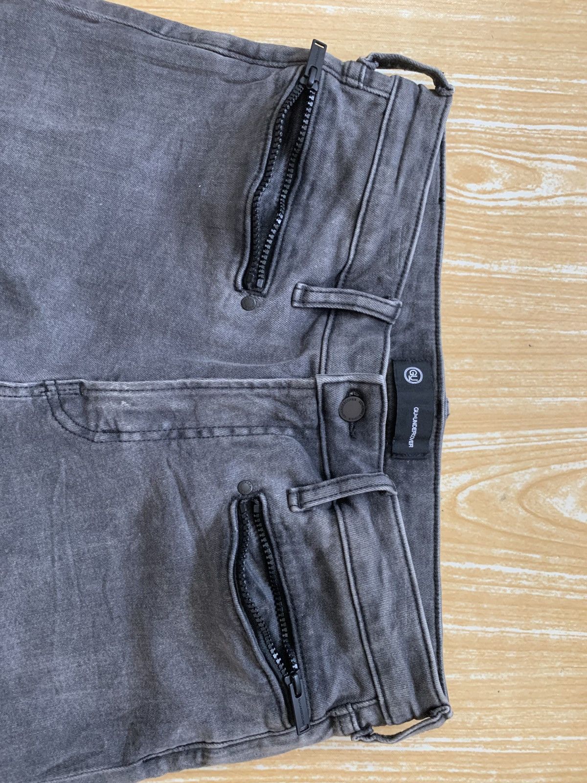 GU Distressed Gu X Undercover Faded Black Stretching Jeans Pant Size US 30 / EU 46 - 15 Thumbnail