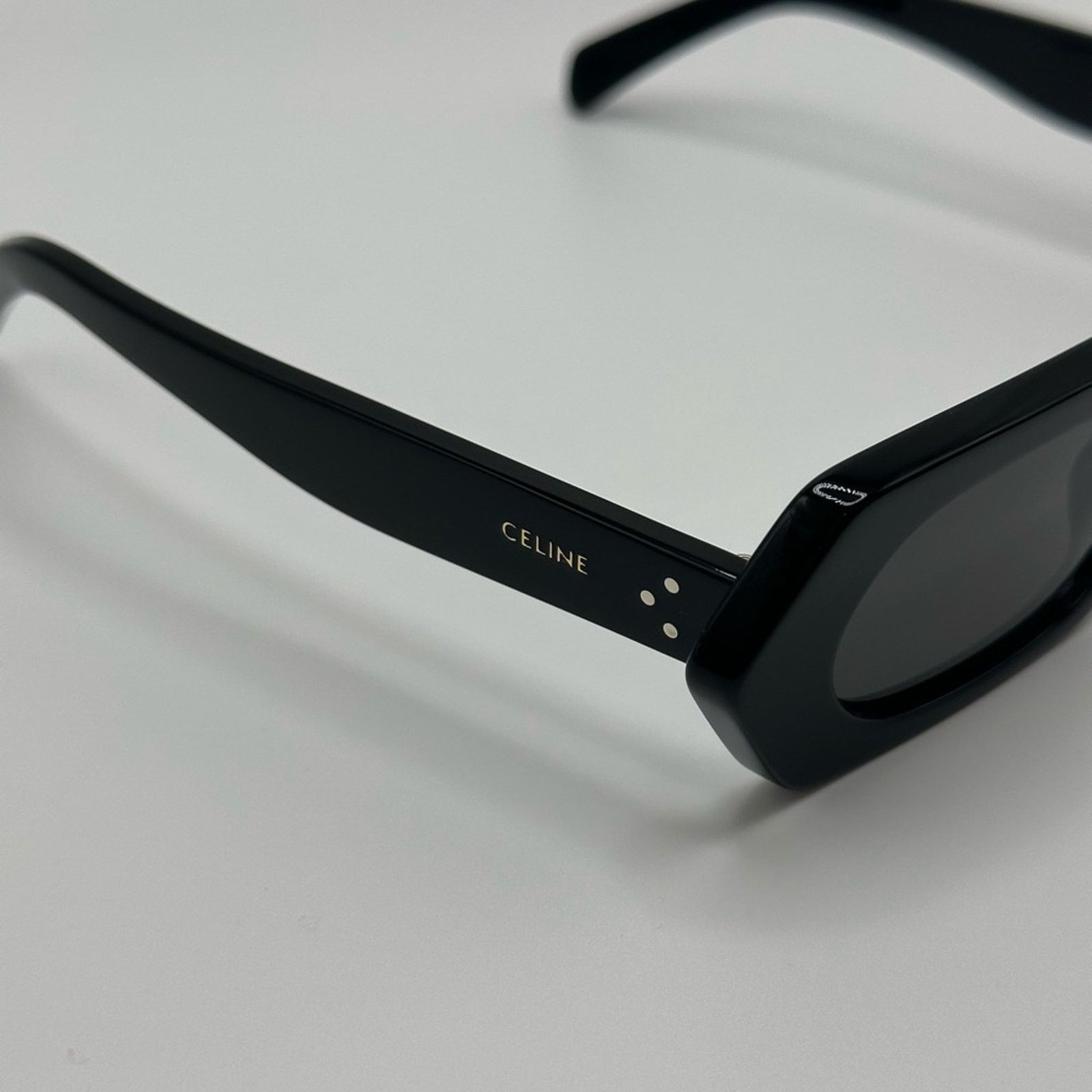 Celine CELINE Sunglasses CL40243I 5101A Black Dark Grey Women NEW Size ONE SIZE - 6 Thumbnail