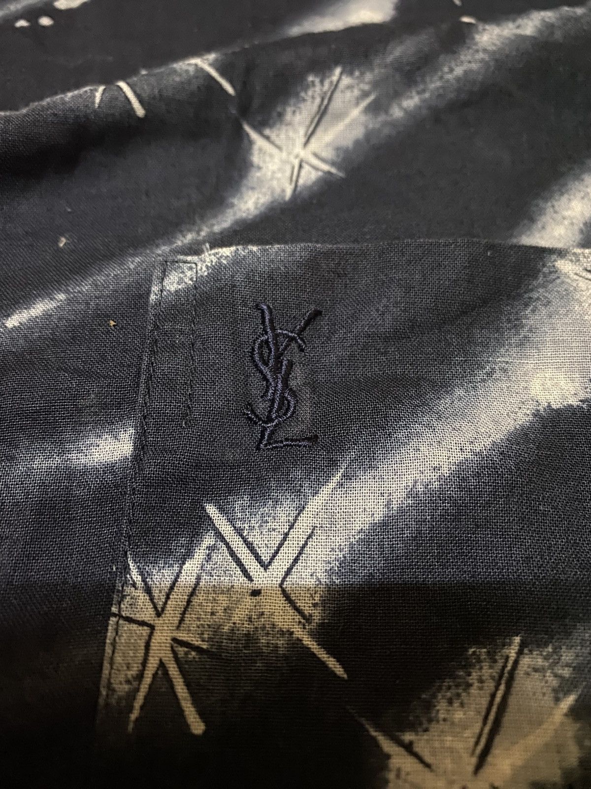 Yves Saint Laurent YSL Fullprint Stardust Pattern Button Up Shirt Size US XL / EU 56 / 4 - 7 Thumbnail