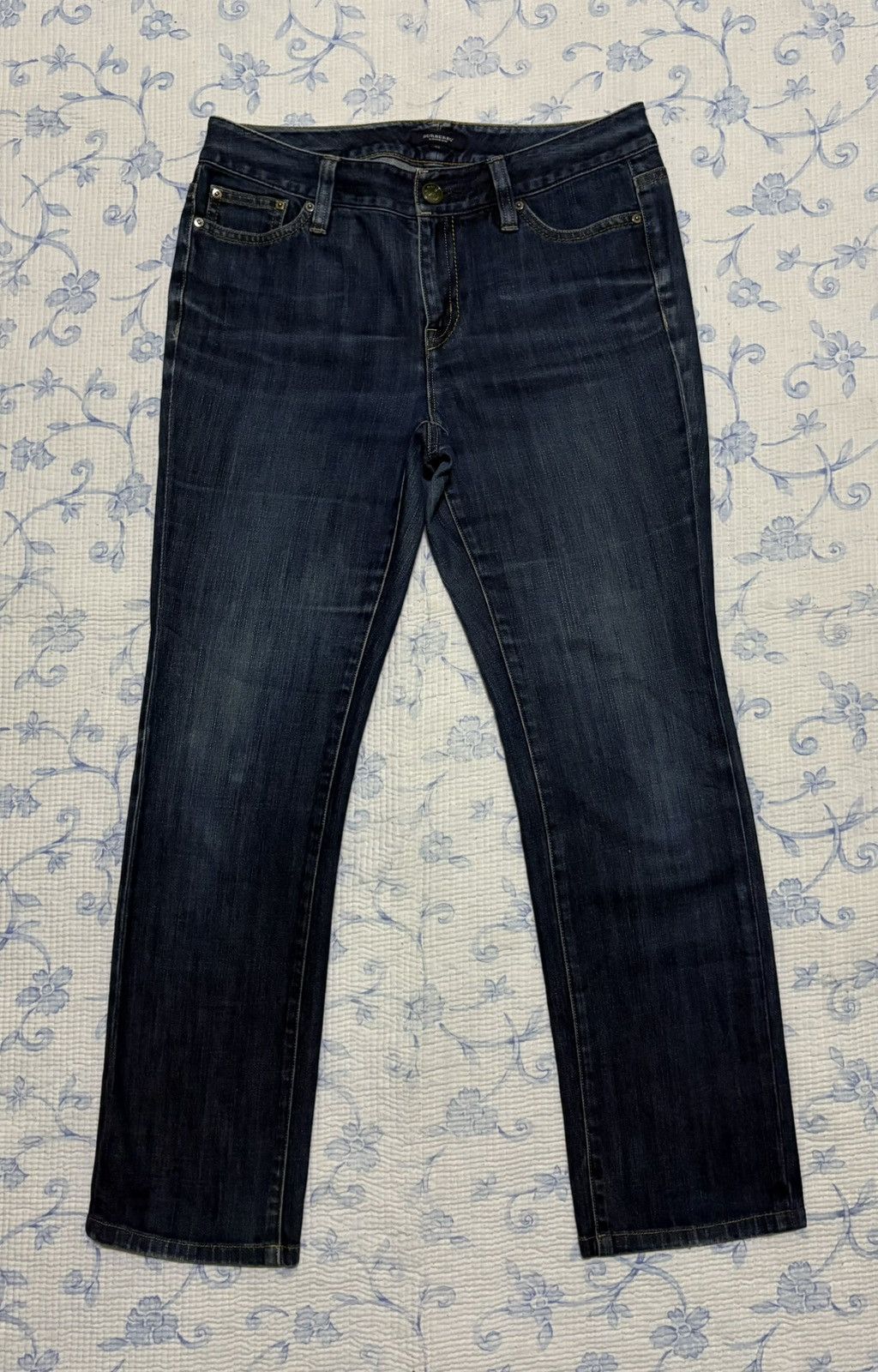 Burberry Burberry Denim Jeans Slim Straight Dark Wash Size US 32 / EU 48 - 1 Thumbnail