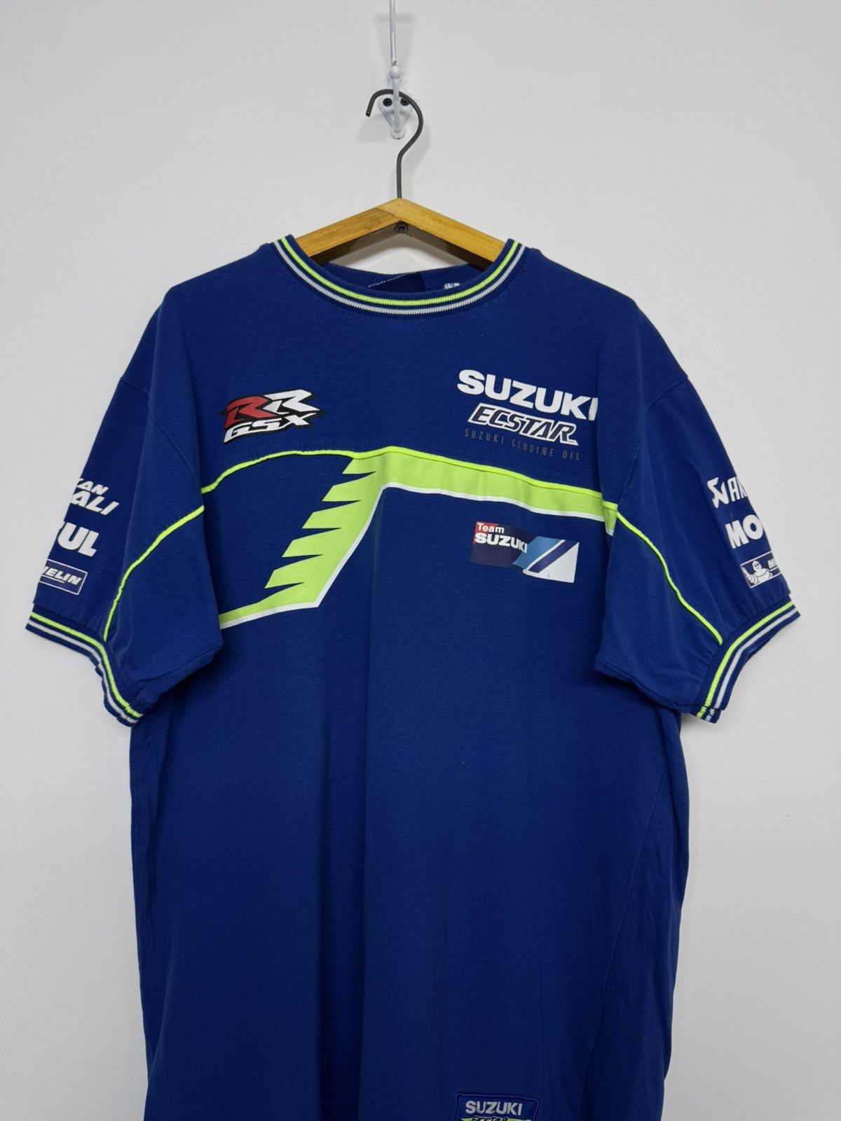 Vintage Vintage Y2k Suzuki Racing Big Logo T Shirt Size US M / EU 48-50 / 2 - 3 Thumbnail