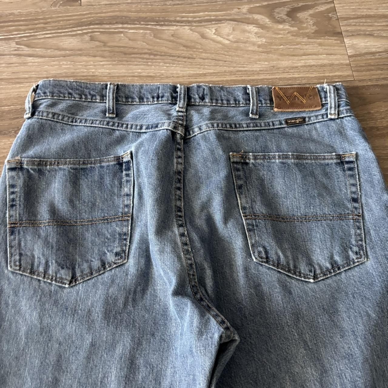 Vintage Crazy Vintage Y2K/2000s Grunge Dark Wash Essential Denim Jeans! 35x30 Size US 35 - 7 Thumbnail