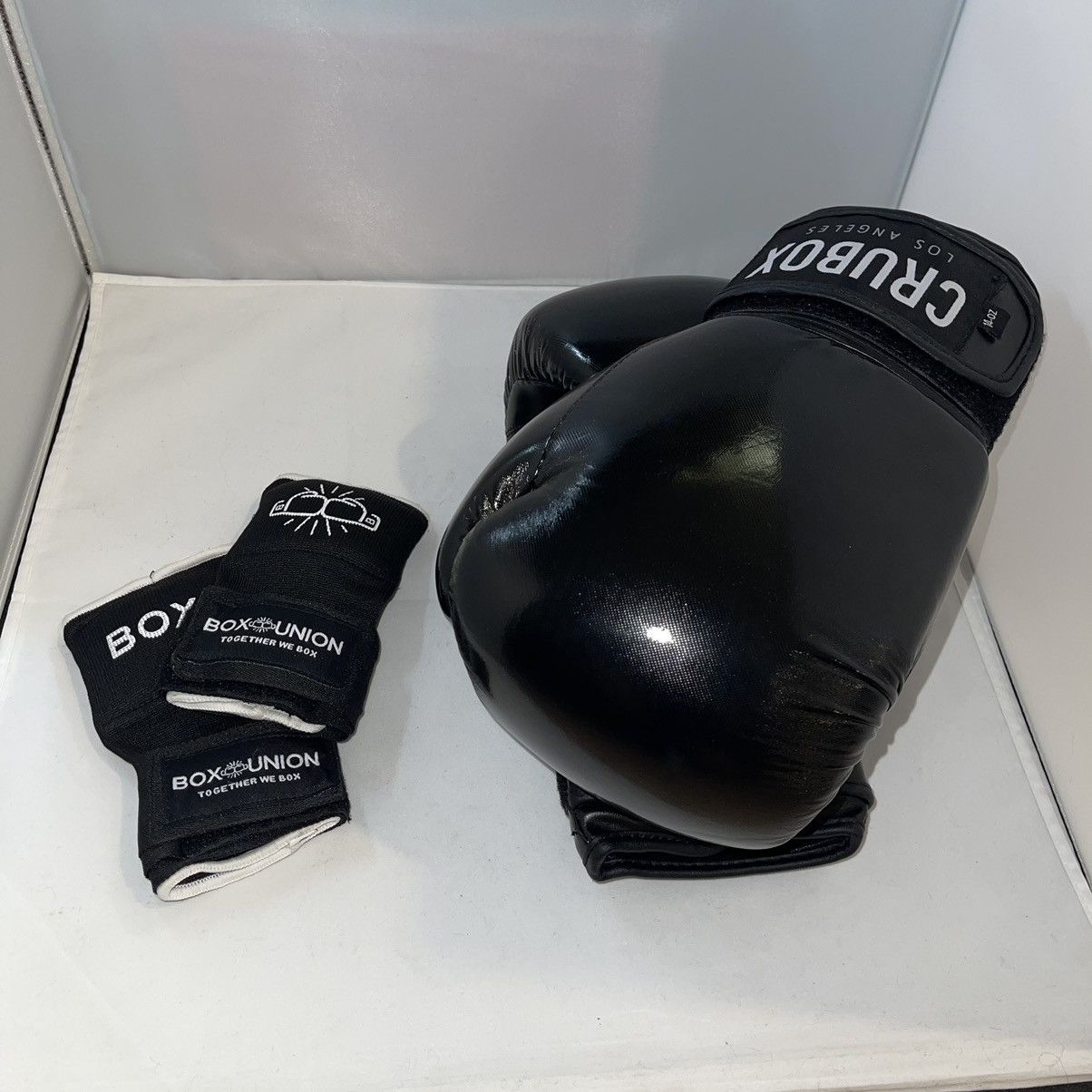 Other 14oz CRUBOX Boxing Gloves, Rare Size ONE SIZE - 4 Thumbnail
