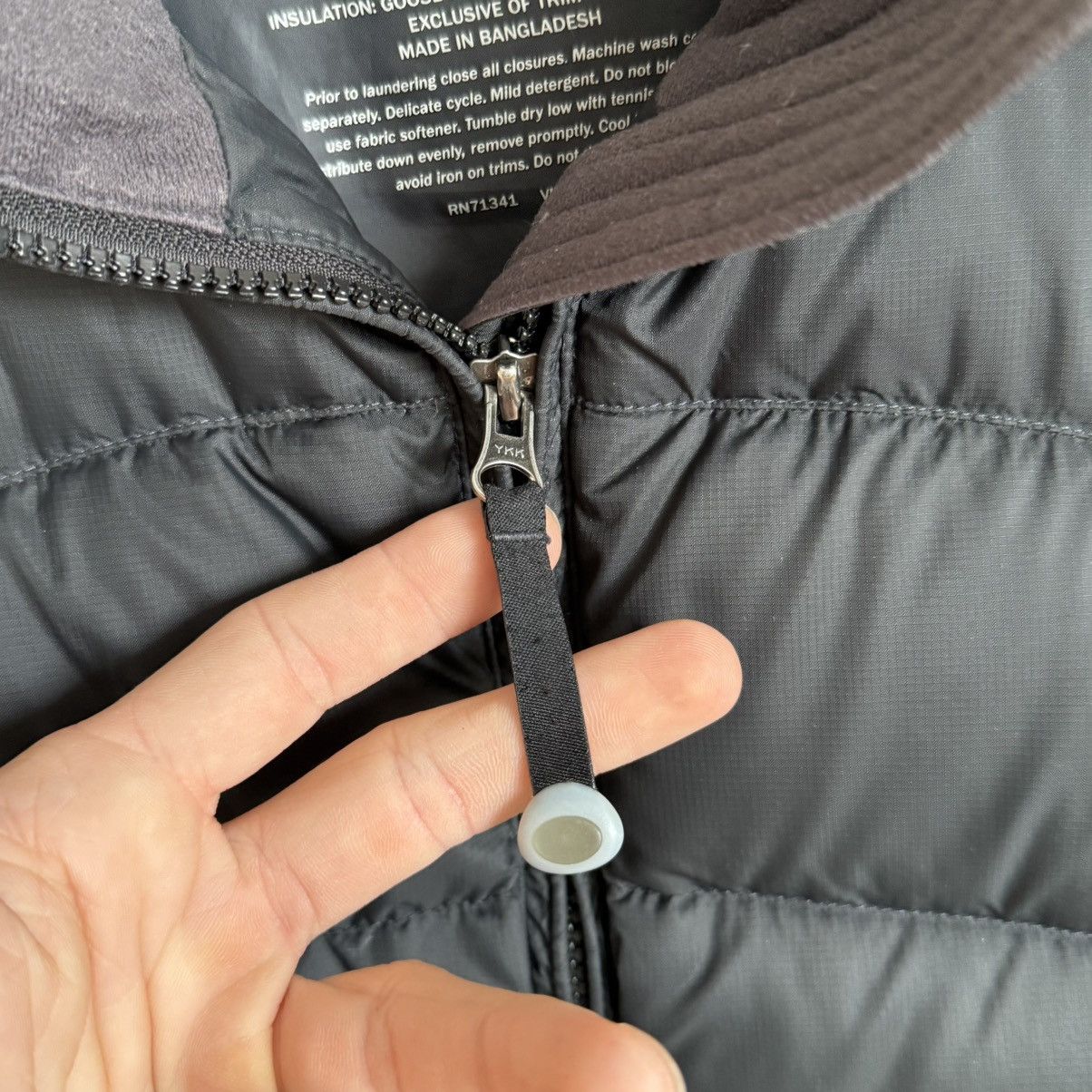 L.L. Bean L.L. Bean Puffer Vest Women’s M Black Goose Down Insulated Size M / US 6-8 / IT 42-44 - 9 Thumbnail