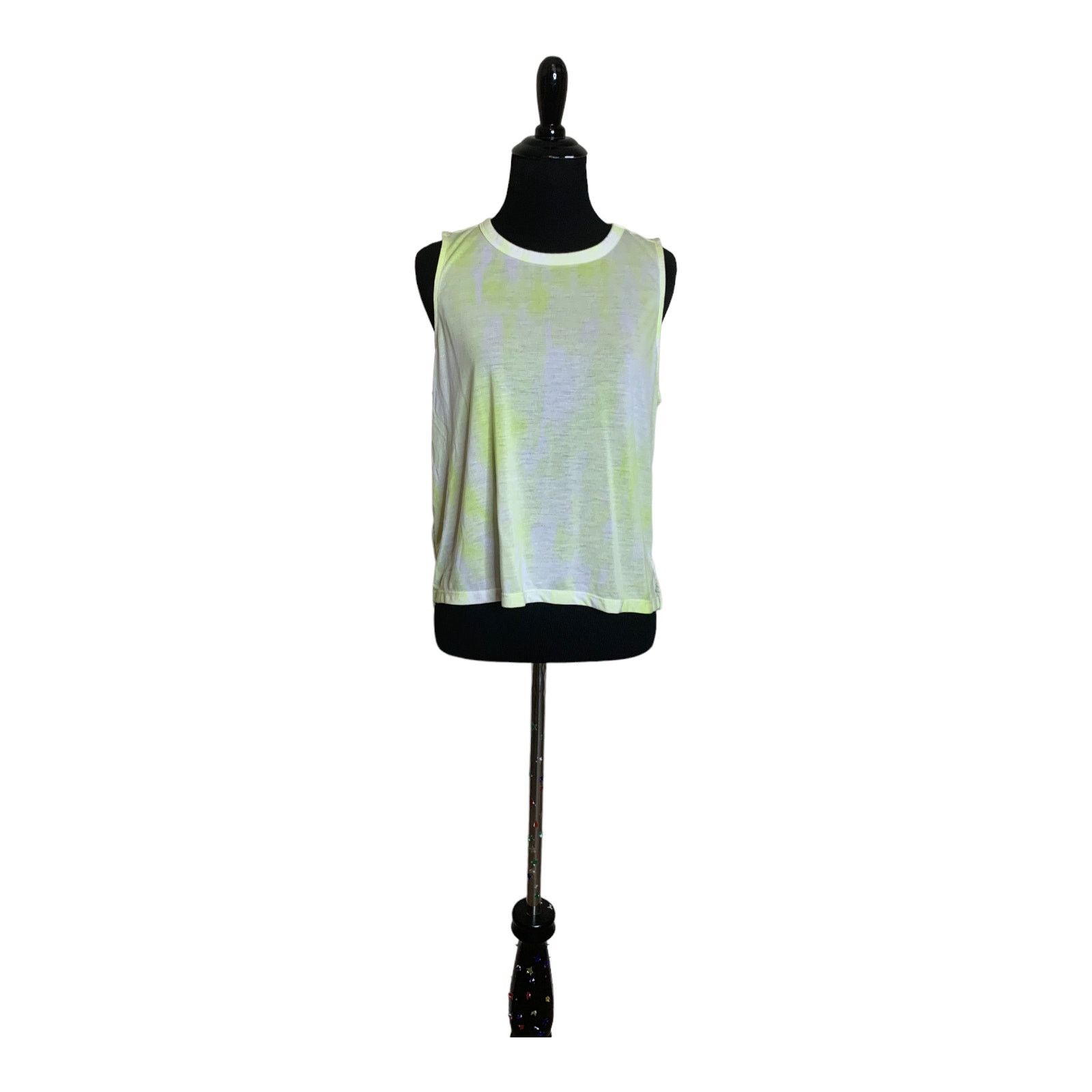 Old Navy Old Navy active tied dye yellow muscle top size Medium Size M / US 6-8 / IT 42-44 - 1 Thumbnail