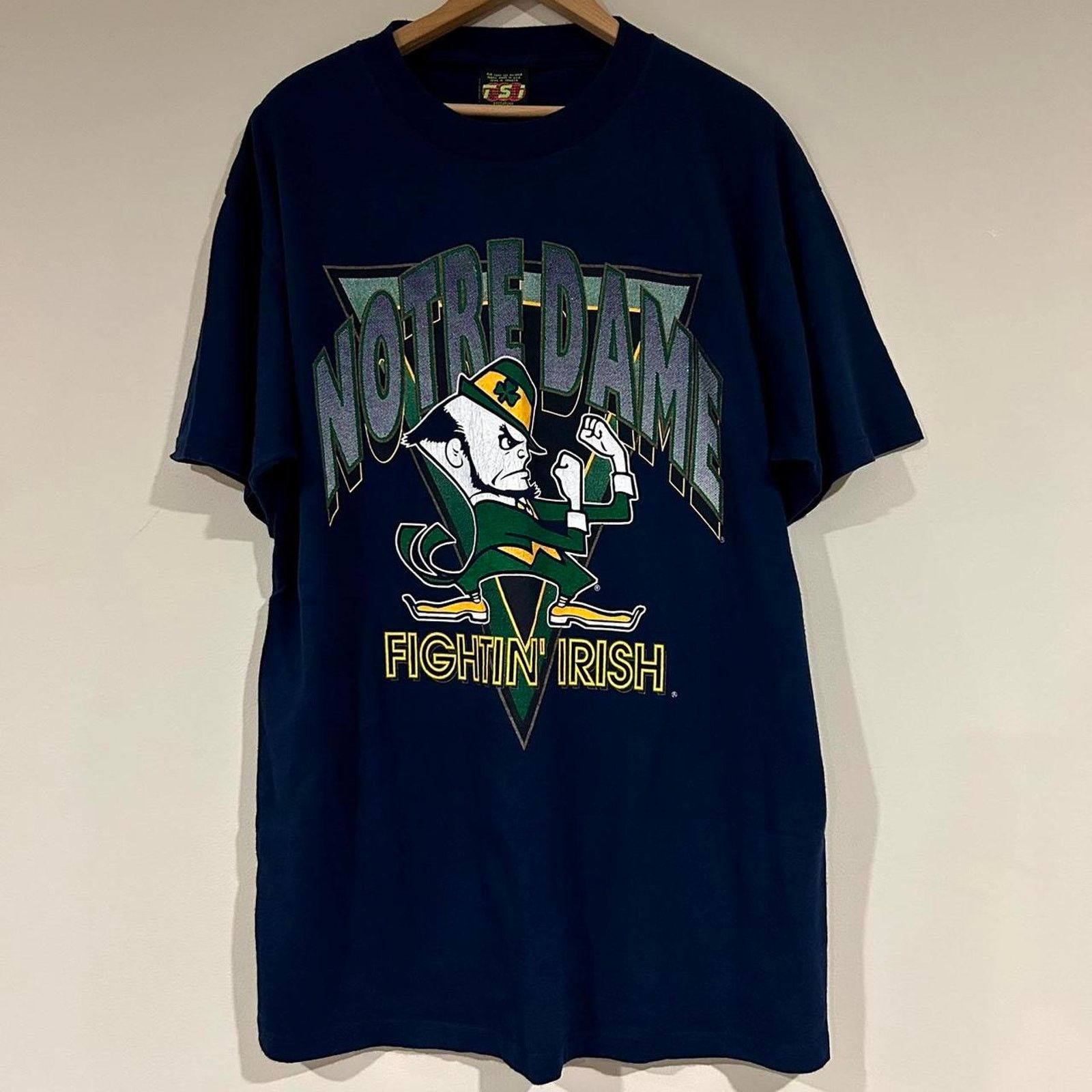 Other Vintage Notre Dame Fighting Irish Shirt Size US XL / EU 56 / 4 - 1 Thumbnail