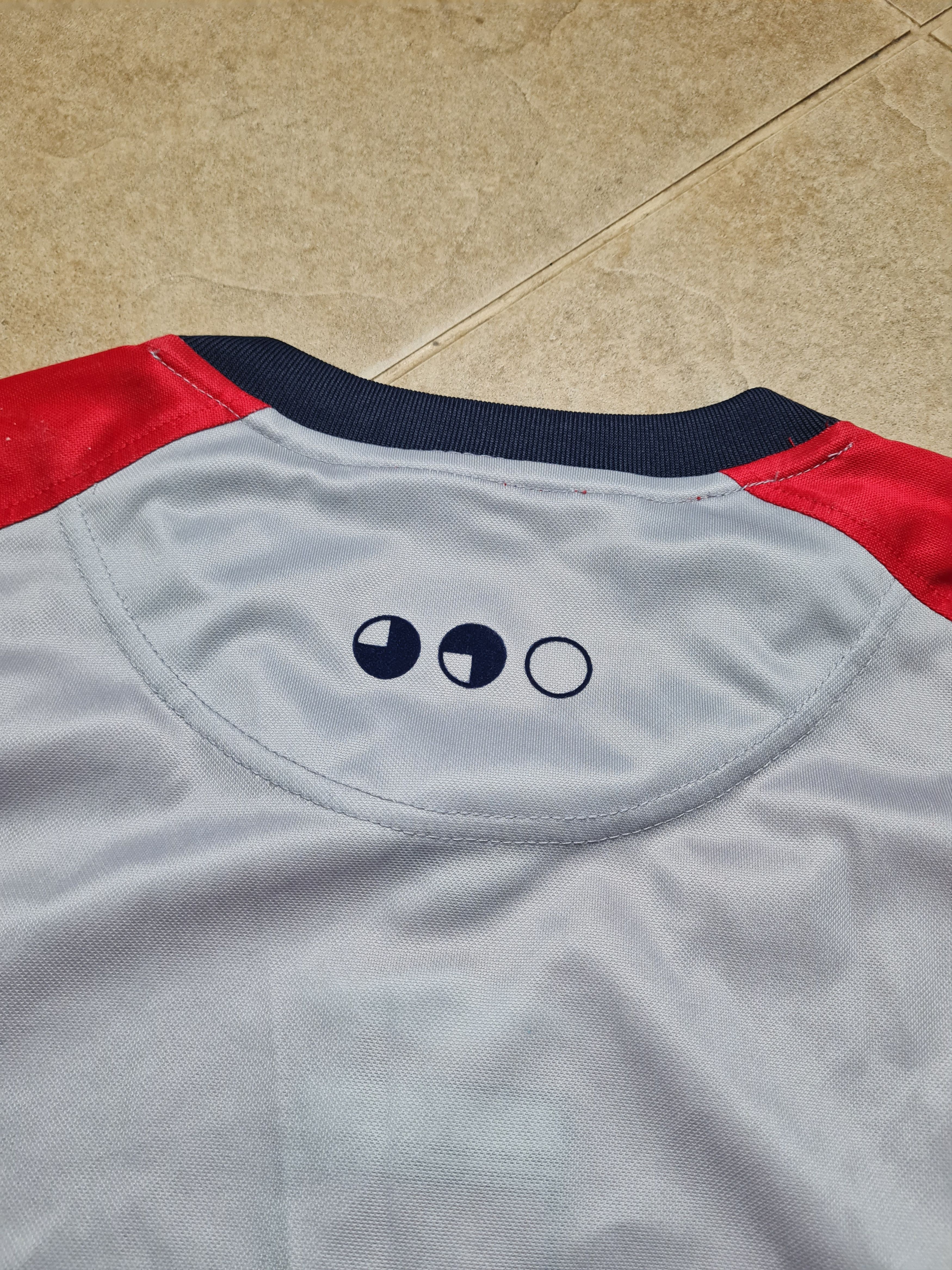 Umbro UMBRO England National Team Vintage Football Soccer Jersey Size US XXL / EU 58 / 5 - 20 Thumbnail