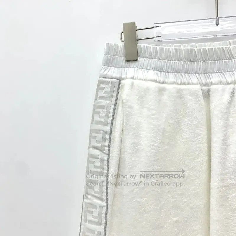 Fendi Fendi White Cotton Casual Pants for Women . Size 23" - 3 Thumbnail