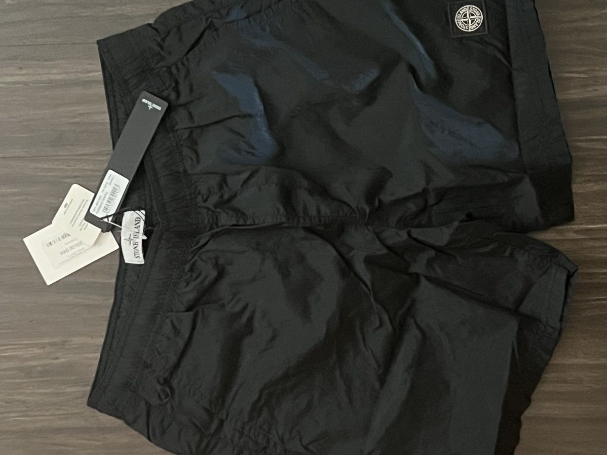 Stone Island Stone Island Metal Nylon Shorts Black L Size US 33 - 4 Thumbnail