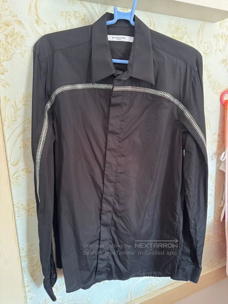 Givenchy Givenchy size 38 Casual Shirt Size US S / EU 44-46 / 1 - 1 Thumbnail